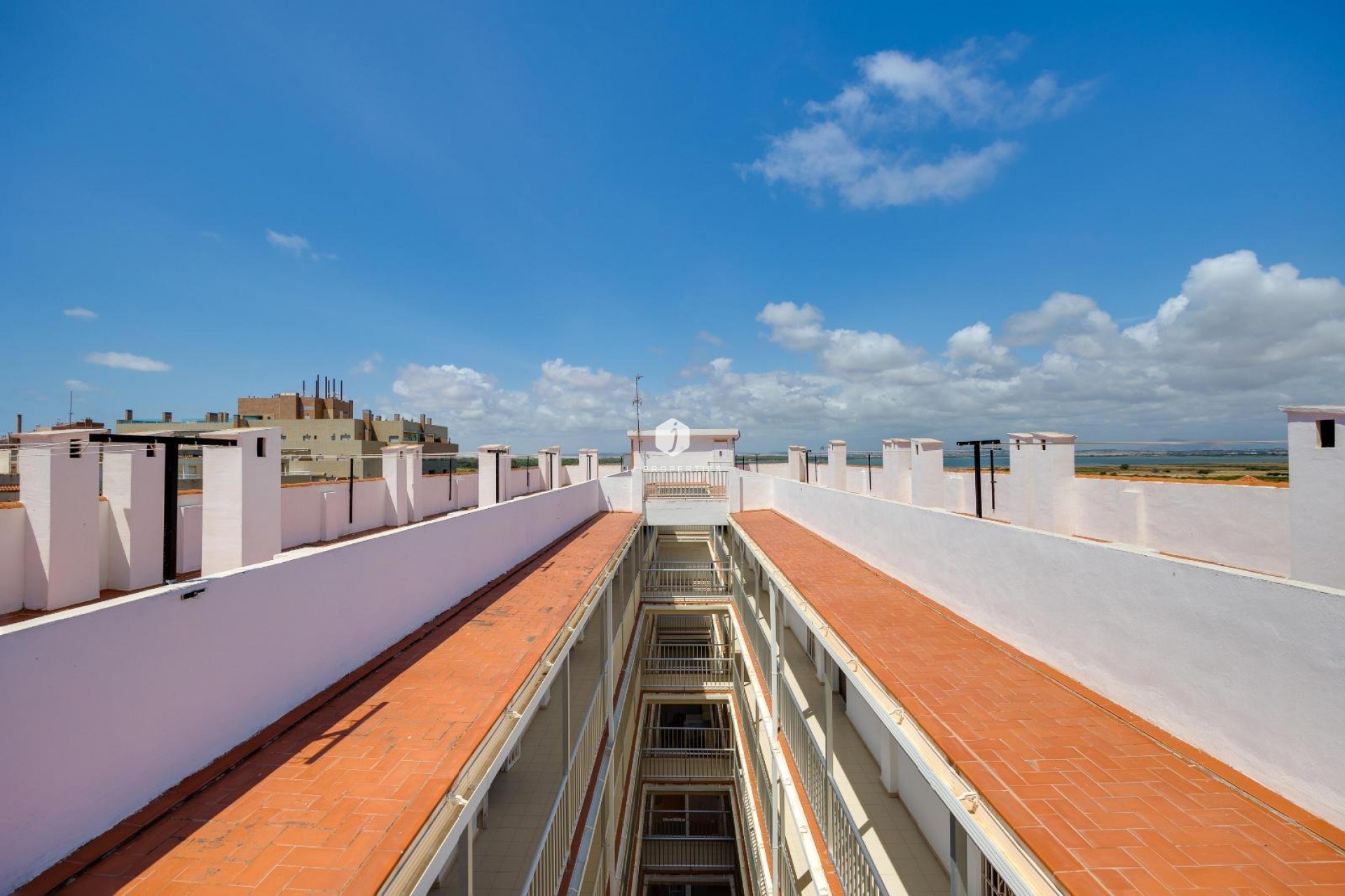 Z drugiej ręki - Mieszkanie w bloku -
Torrevieja - La Mata Pueblo
