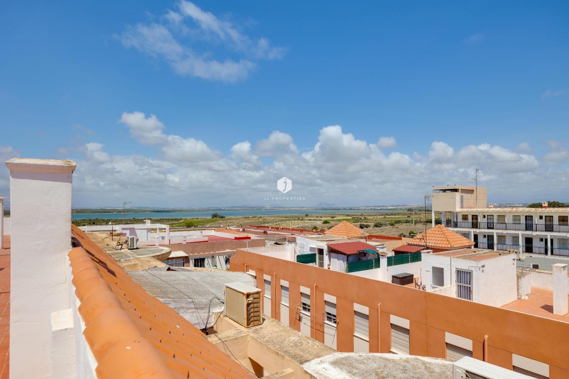 Z drugiej ręki - Mieszkanie w bloku -
Torrevieja - La Mata Pueblo
