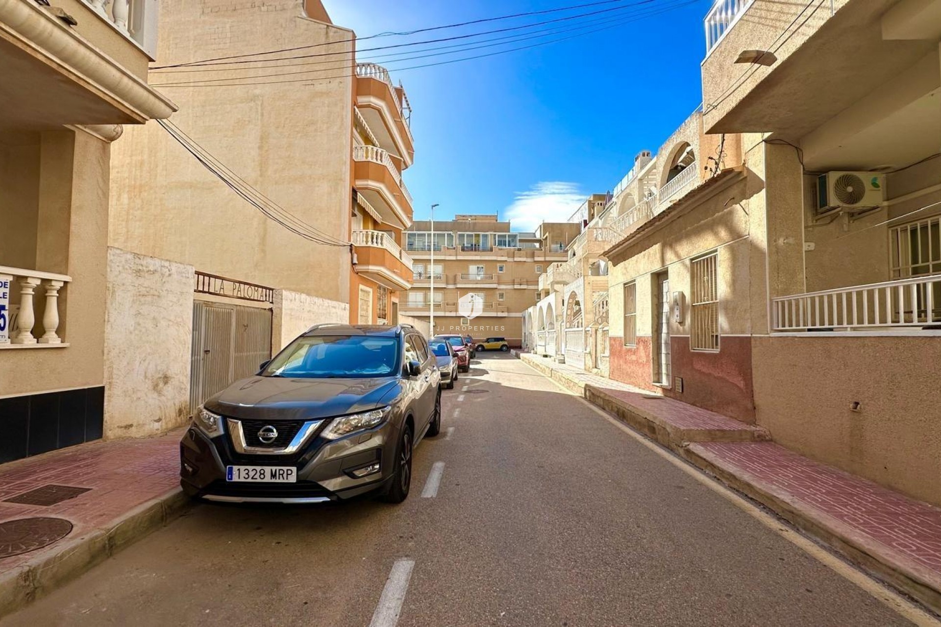 Z drugiej ręki - Mieszkanie w bloku -
Torrevieja - La Mata Pueblo