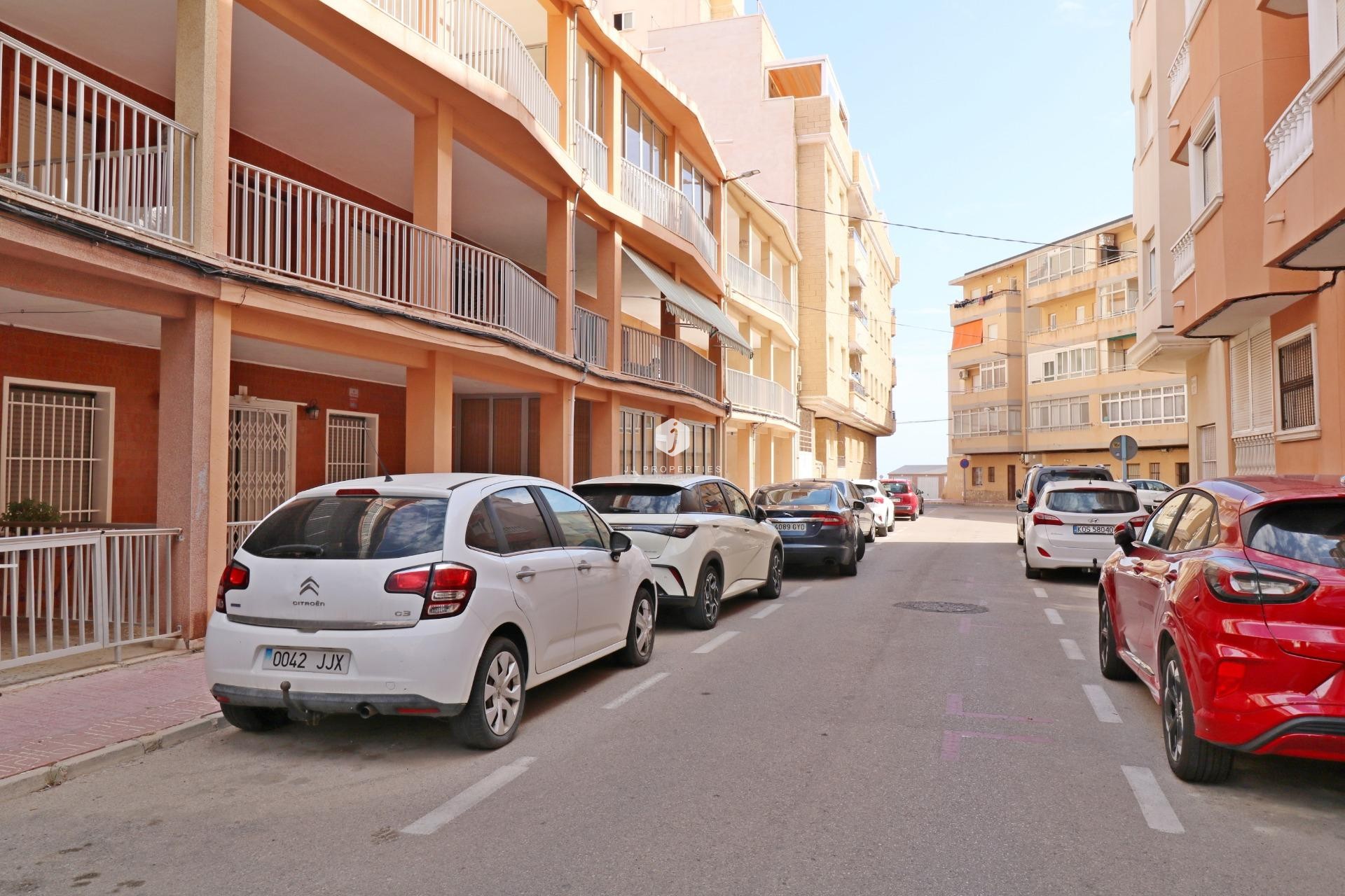 Z drugiej ręki - Mieszkanie w bloku -
Torrevieja - La Mata Pueblo