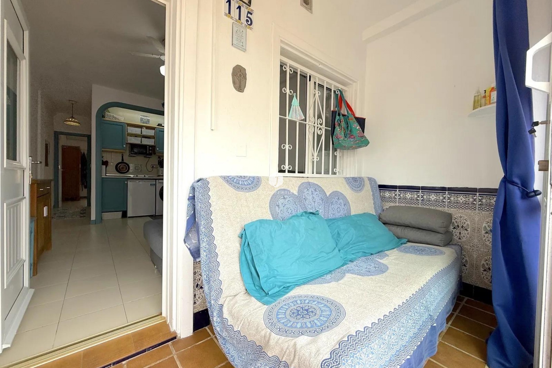 Z drugiej ręki - Mieszkanie w bloku -
Torrevieja - La Mata