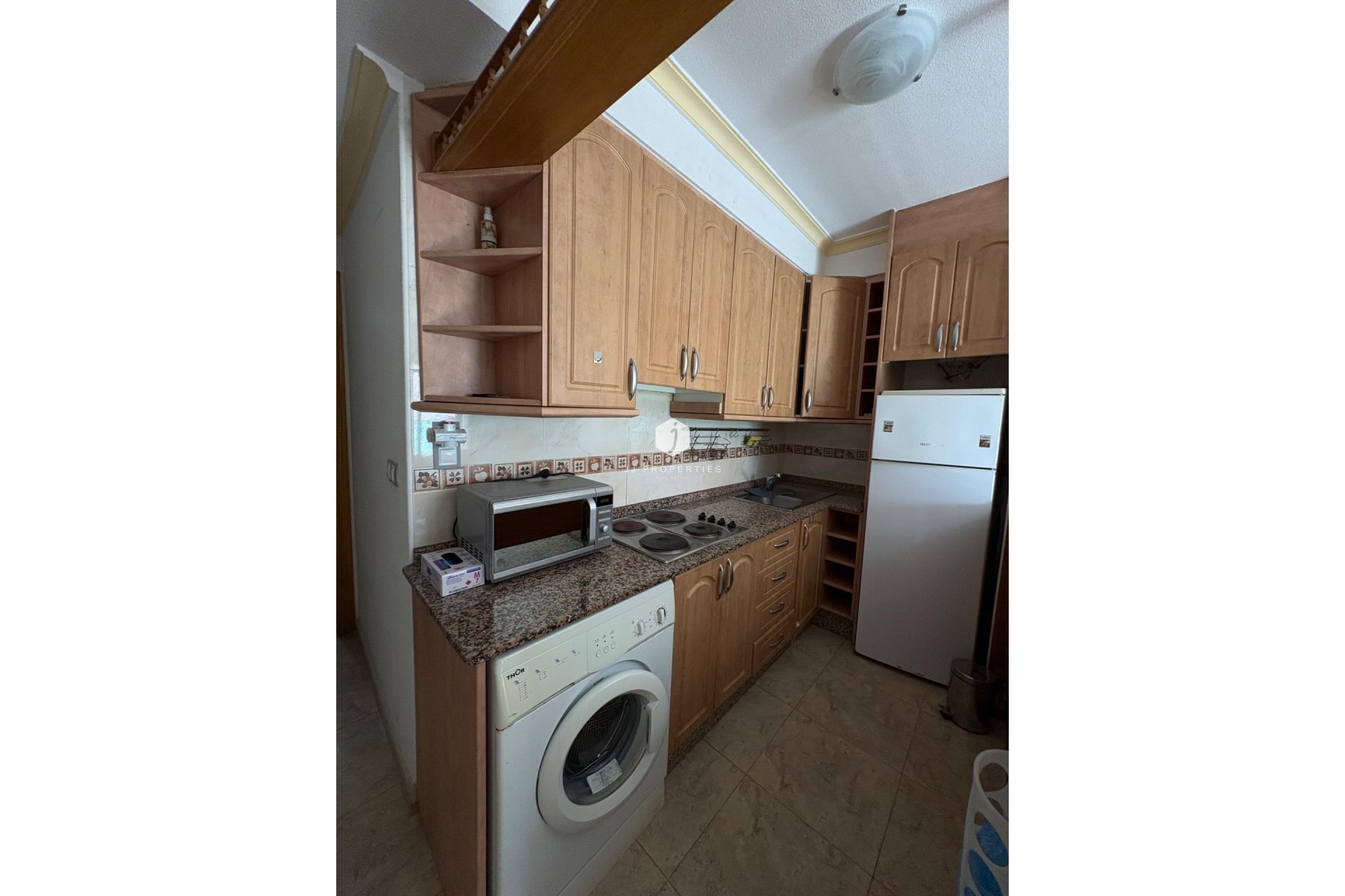 Z drugiej ręki - Mieszkanie w bloku -
Torrevieja - La Mata