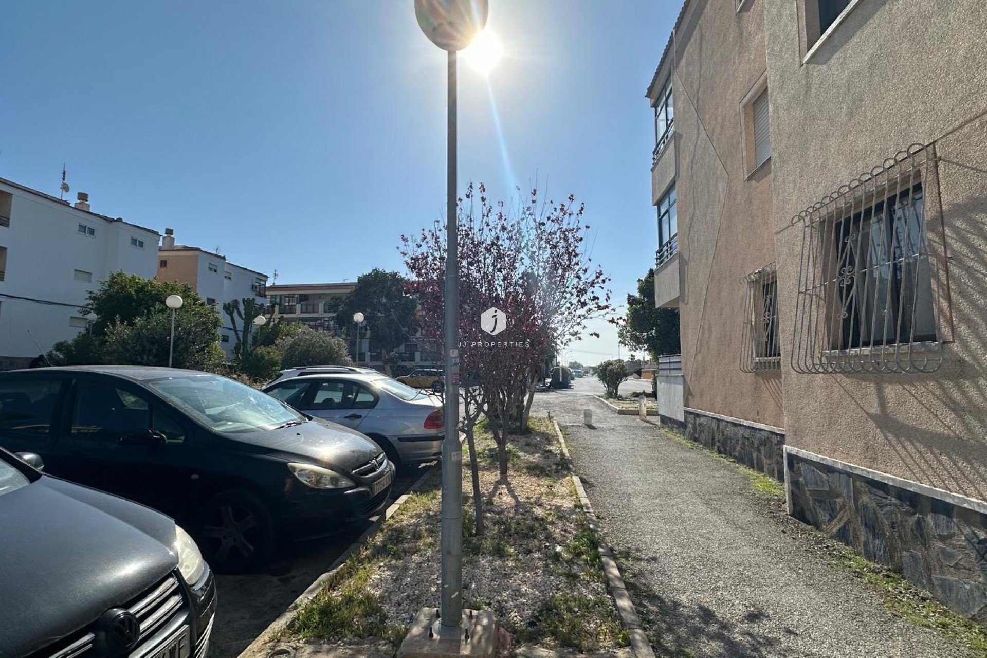 Z drugiej ręki - Mieszkanie w bloku -
Torrevieja - La Siesta - El Salado - Torreta