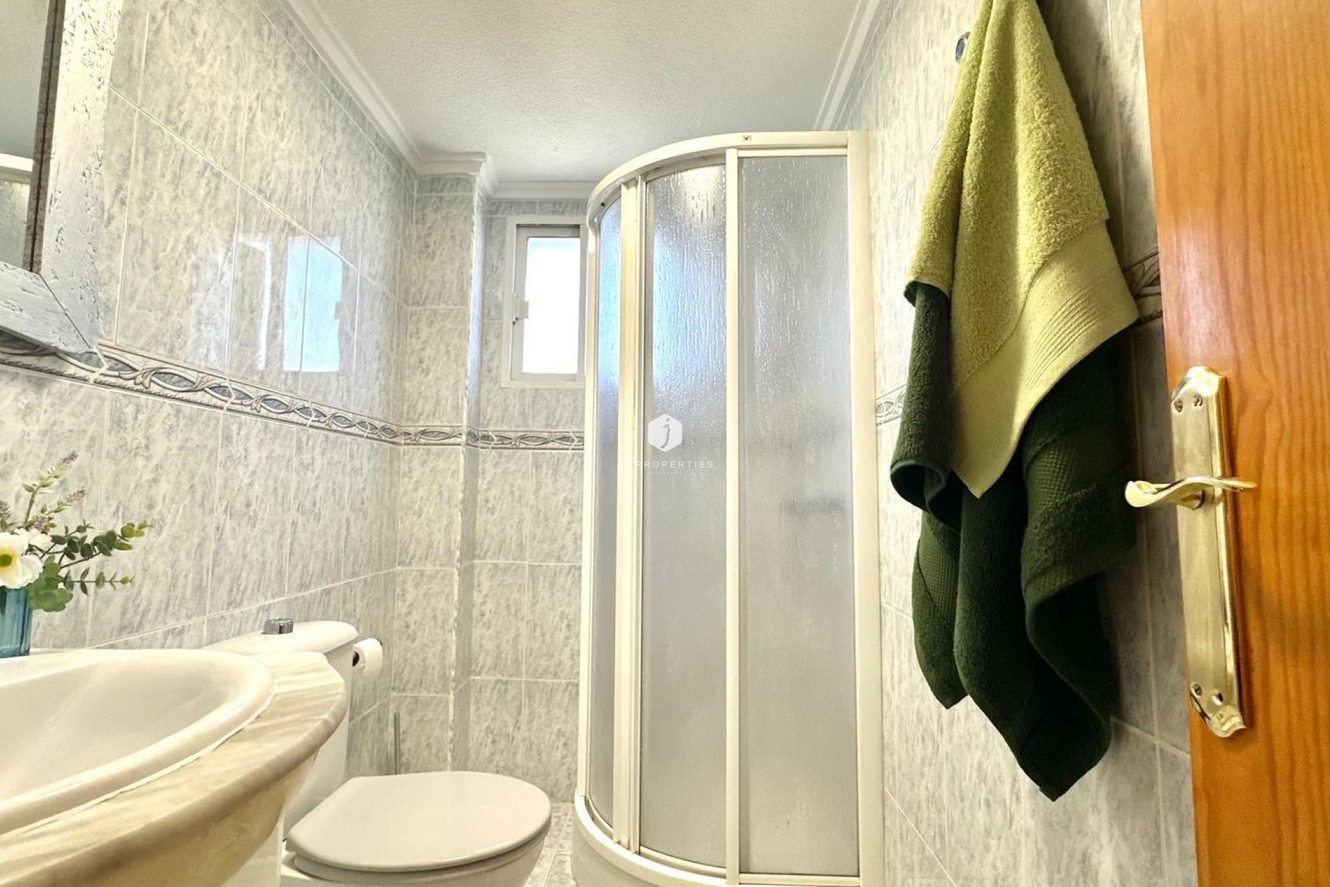 Z drugiej ręki - Mieszkanie w bloku -
Torrevieja - La Siesta - El Salado - Torreta