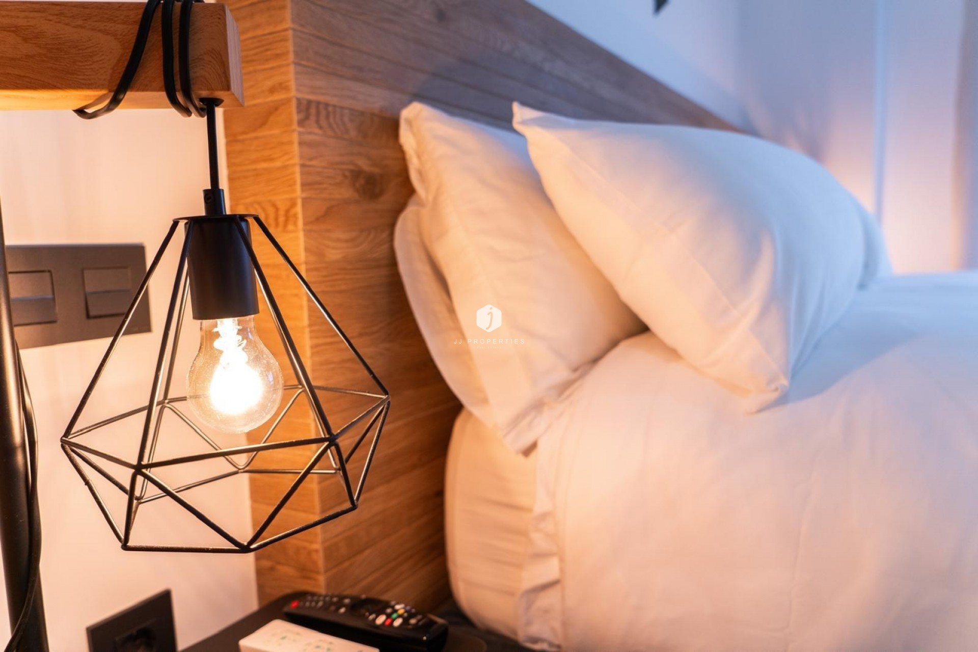 Z drugiej ręki - Mieszkanie w bloku -
Torrevieja - La veleta