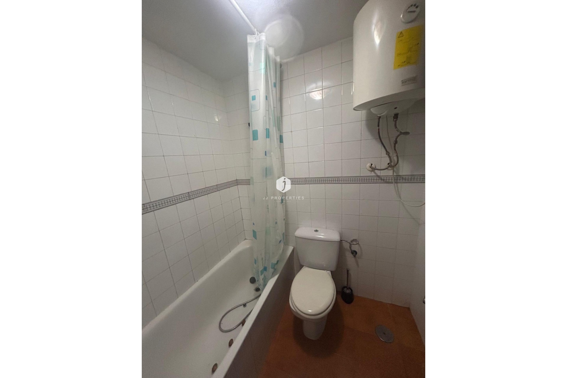 Z drugiej ręki - Mieszkanie w bloku -
Torrevieja - La veleta