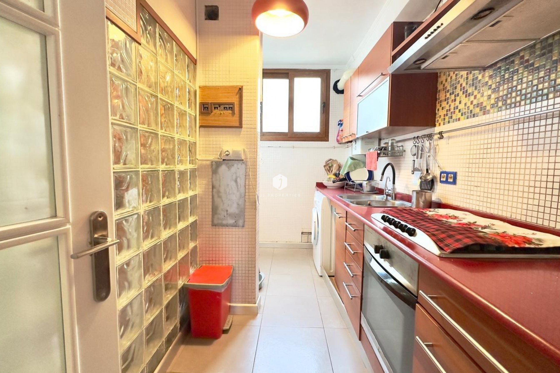 Z drugiej ręki - Mieszkanie w bloku -
Torrevieja - La veleta