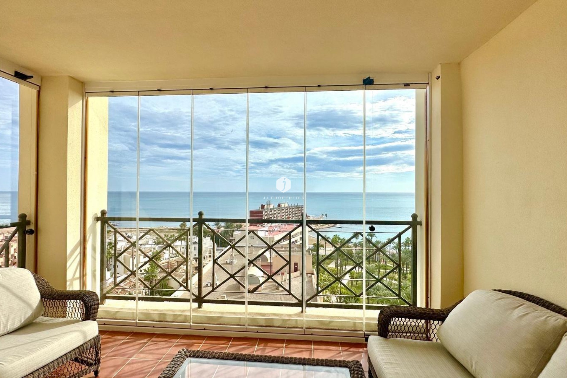 Z drugiej ręki - Mieszkanie w bloku -
Torrevieja - Los Frutales