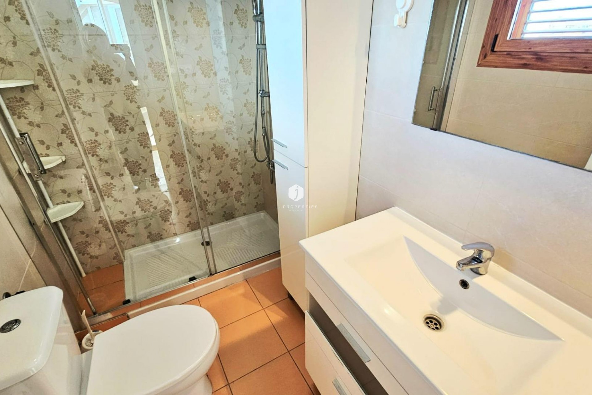 Z drugiej ręki - Mieszkanie w bloku -
Torrevieja - Nueva Torrevieja