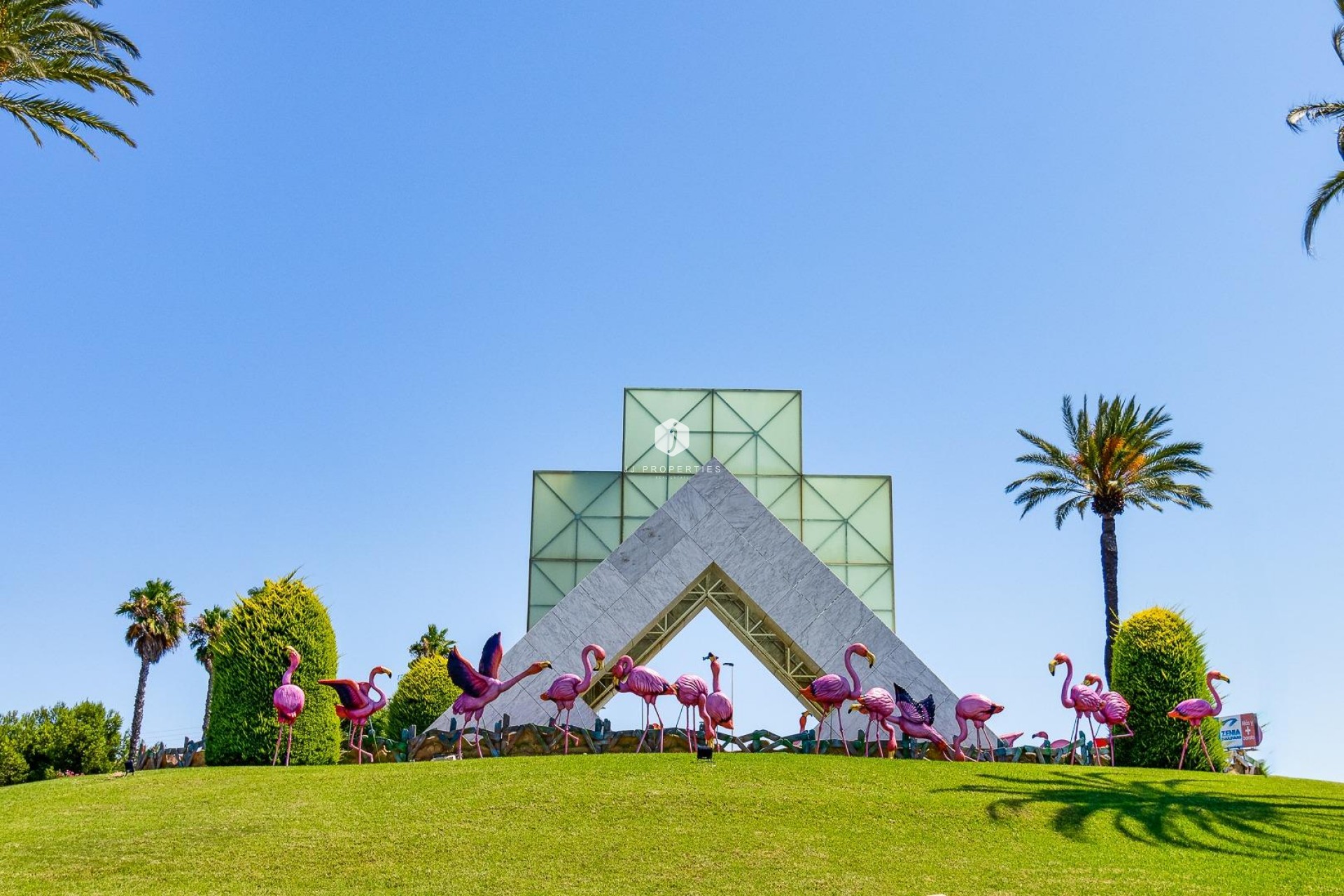 Z drugiej ręki - Mieszkanie w bloku -
Torrevieja - Parque las naciones