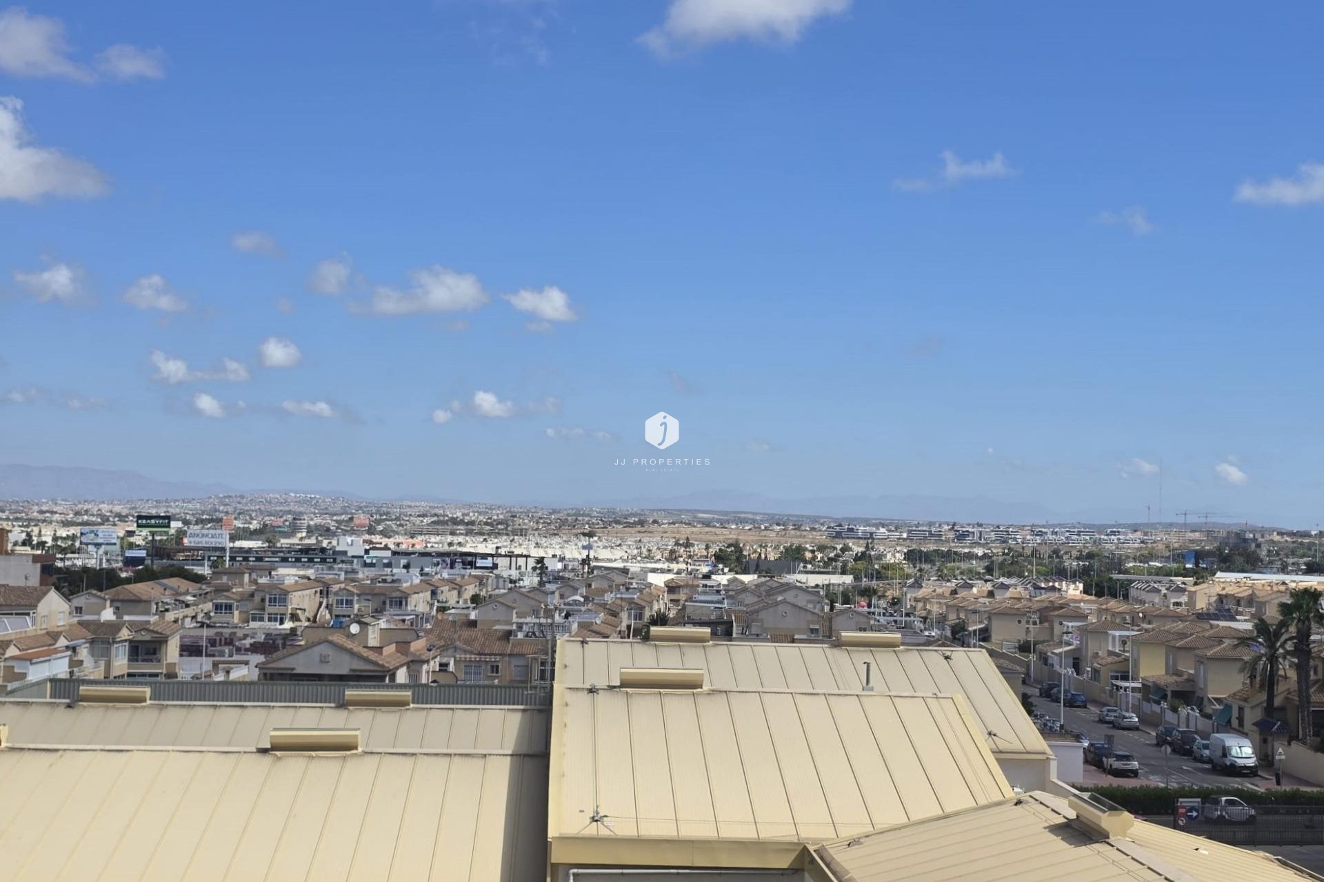 Z drugiej ręki - Mieszkanie w bloku -
Torrevieja - Parque las naciones