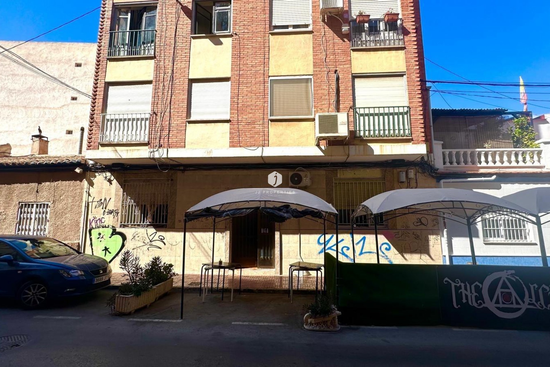 Z drugiej ręki - Mieszkanie w bloku -
Torrevieja - Paseo maritimo