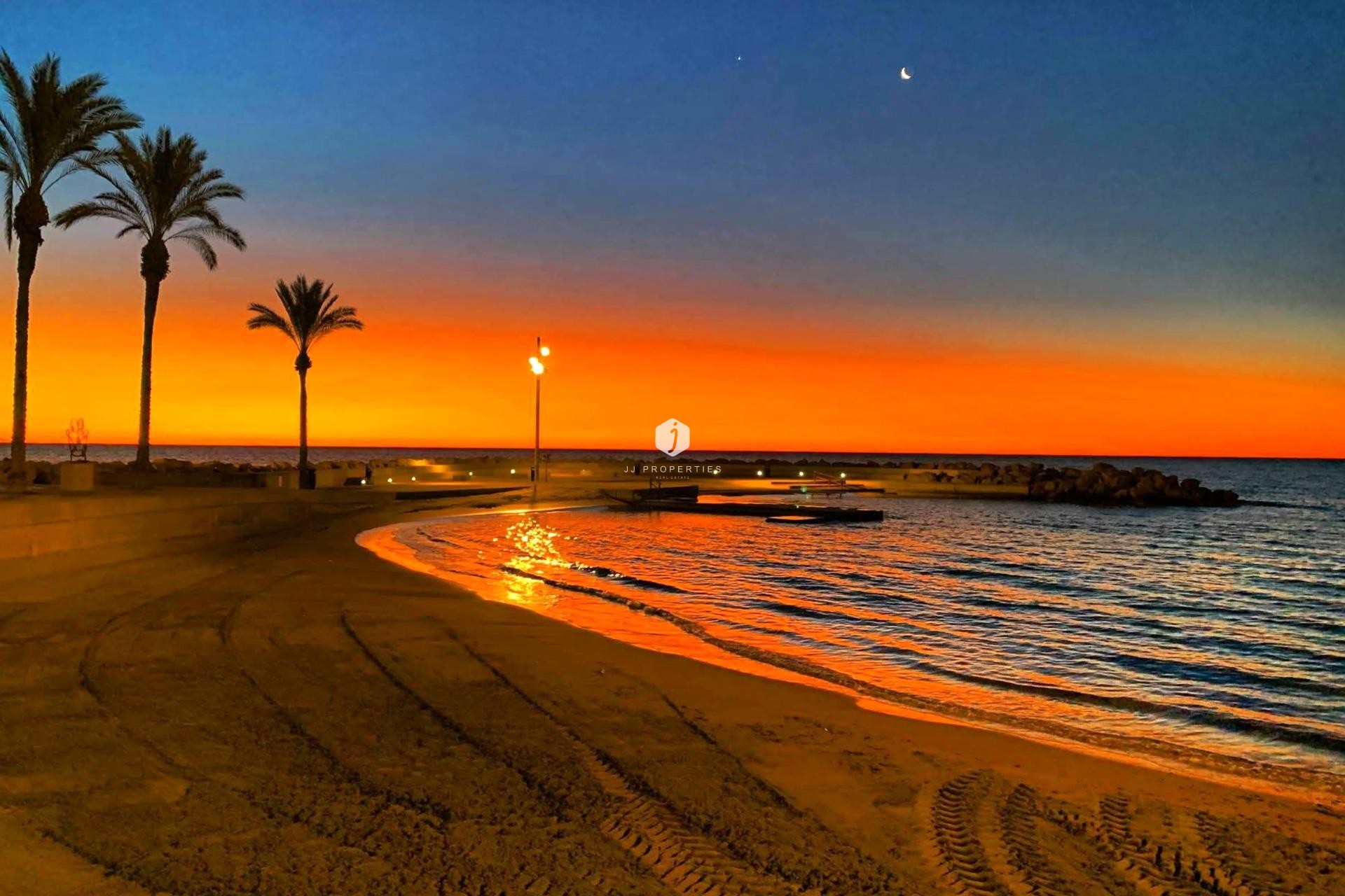 Z drugiej ręki - Mieszkanie w bloku -
Torrevieja - Paseo maritimo