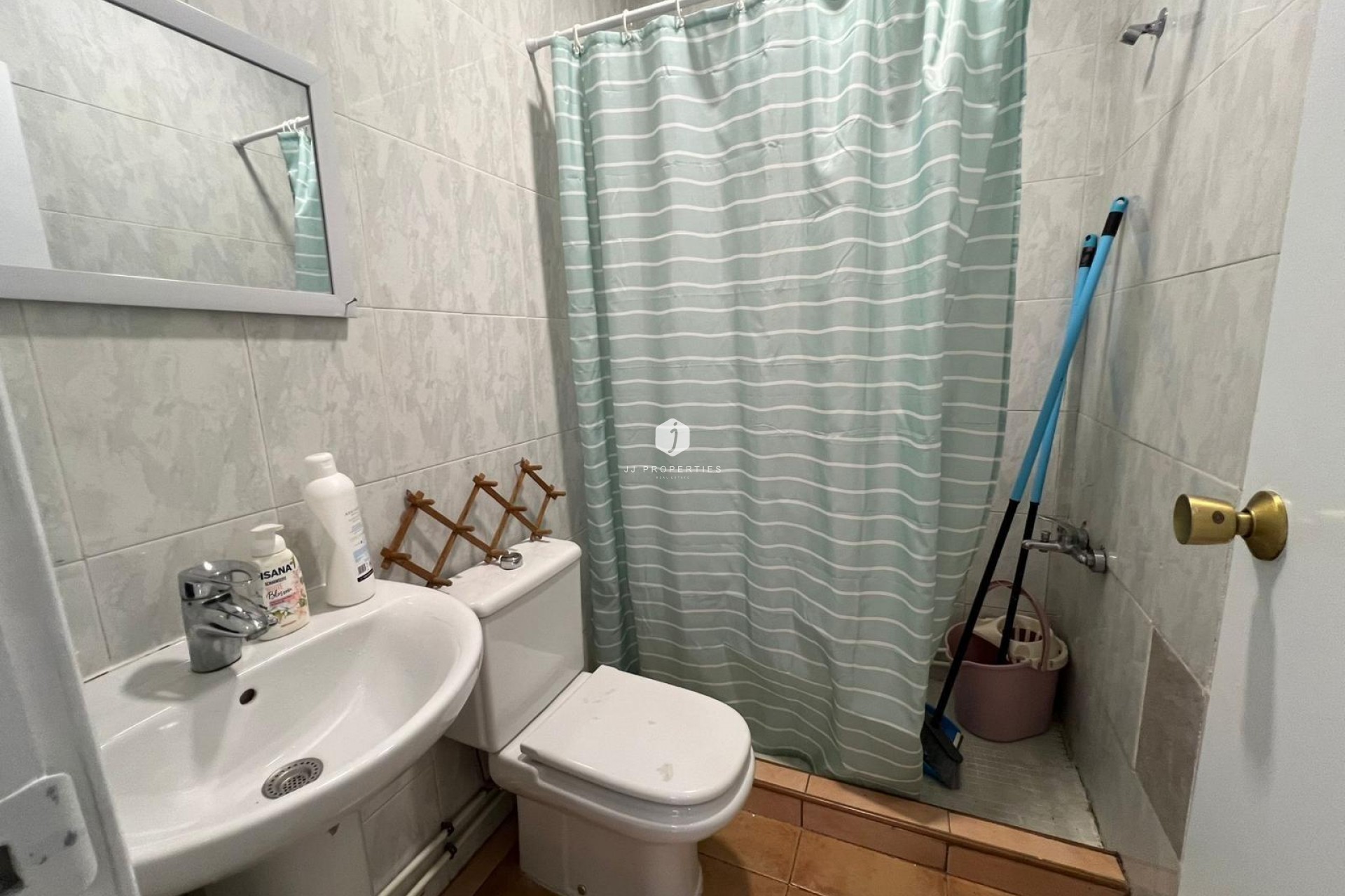 Z drugiej ręki - Mieszkanie w bloku -
Torrevieja - Playa de los Locos