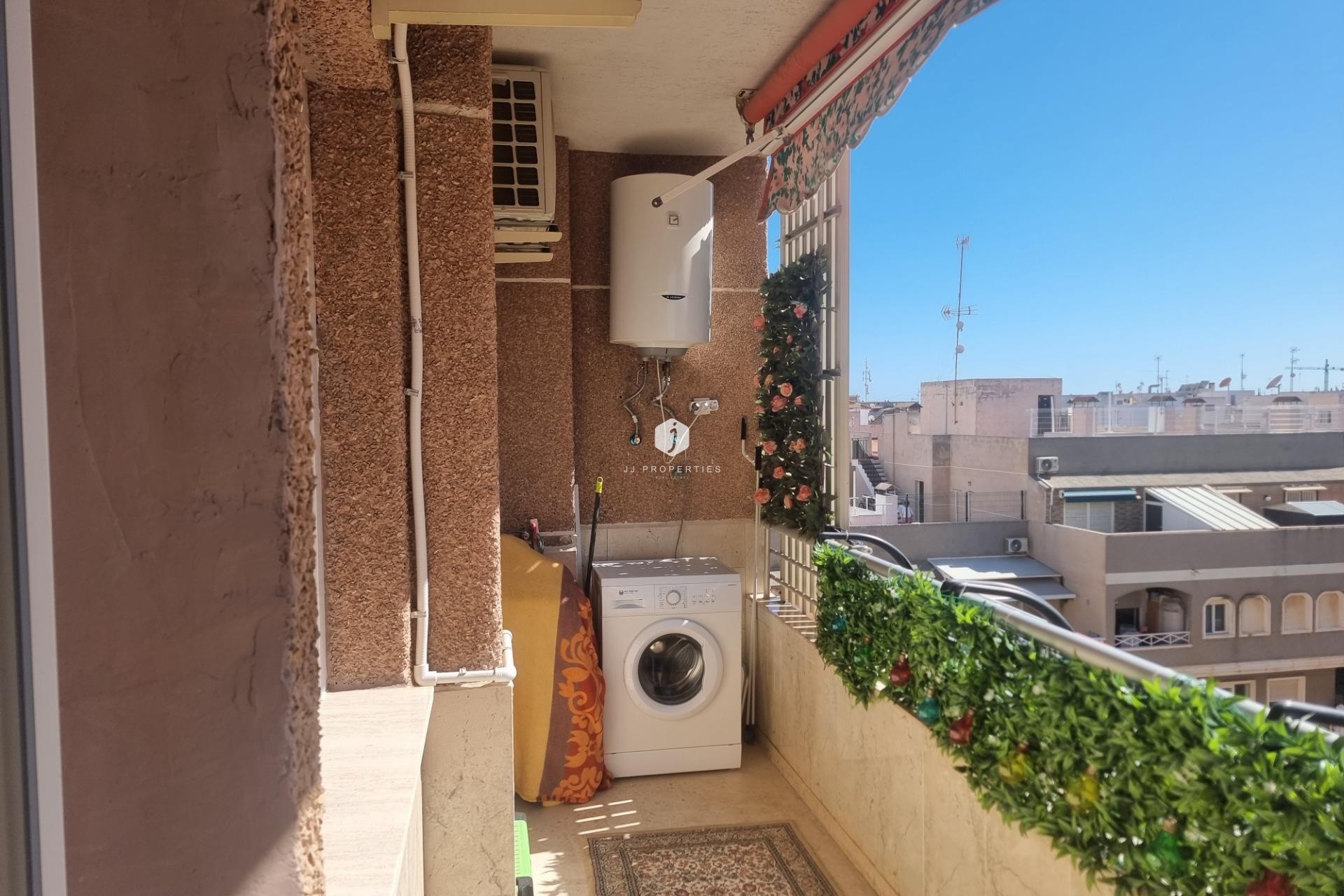 Z drugiej ręki - Mieszkanie w bloku -
Torrevieja - Playa de los Locos