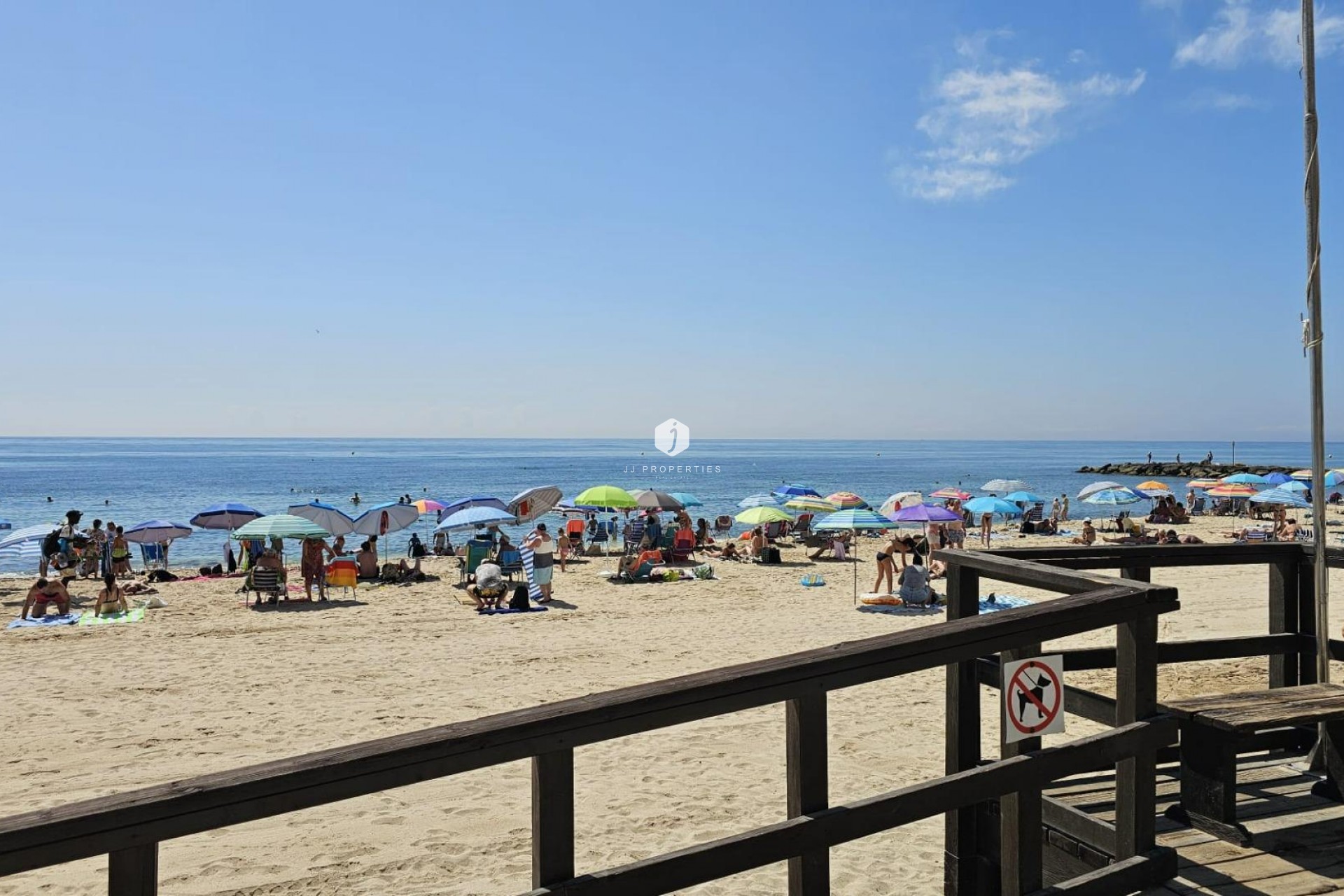 Z drugiej ręki - Mieszkanie w bloku -
Torrevieja - Playa de los Locos