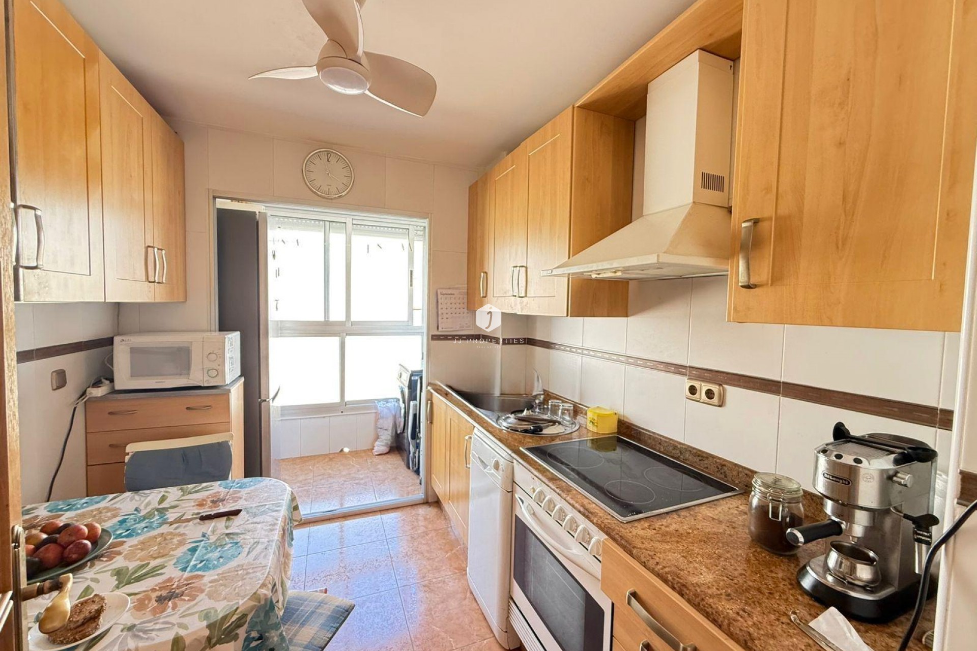 Z drugiej ręki - Mieszkanie w bloku -
Torrevieja - Playa del Cura