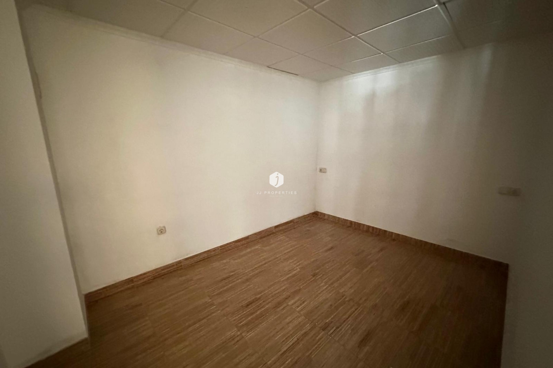 Z drugiej ręki - Mieszkanie w bloku -
Torrevieja - Playa del Cura