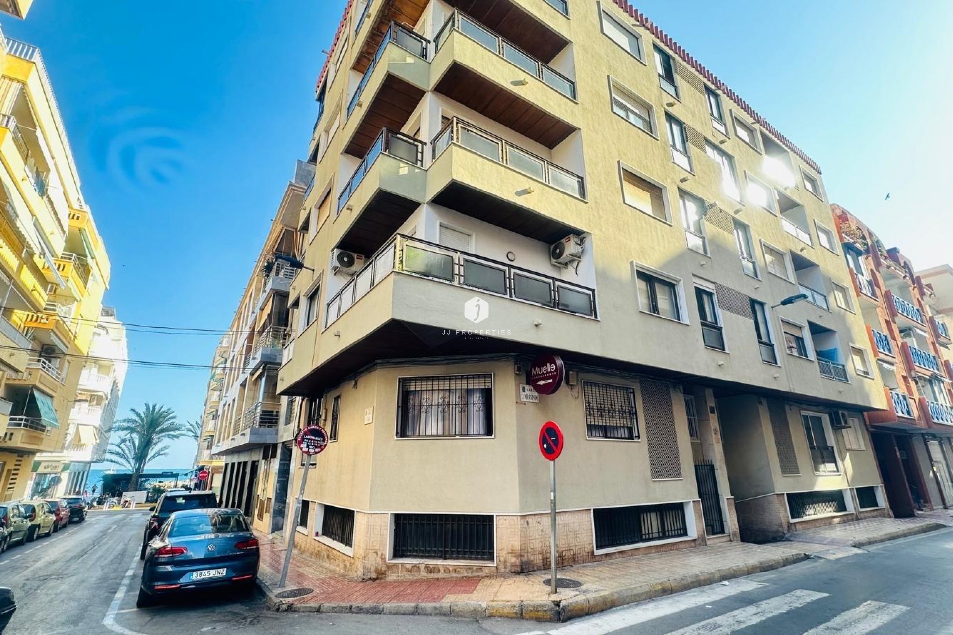 Z drugiej ręki - Mieszkanie w bloku -
Torrevieja - Playa del Cura