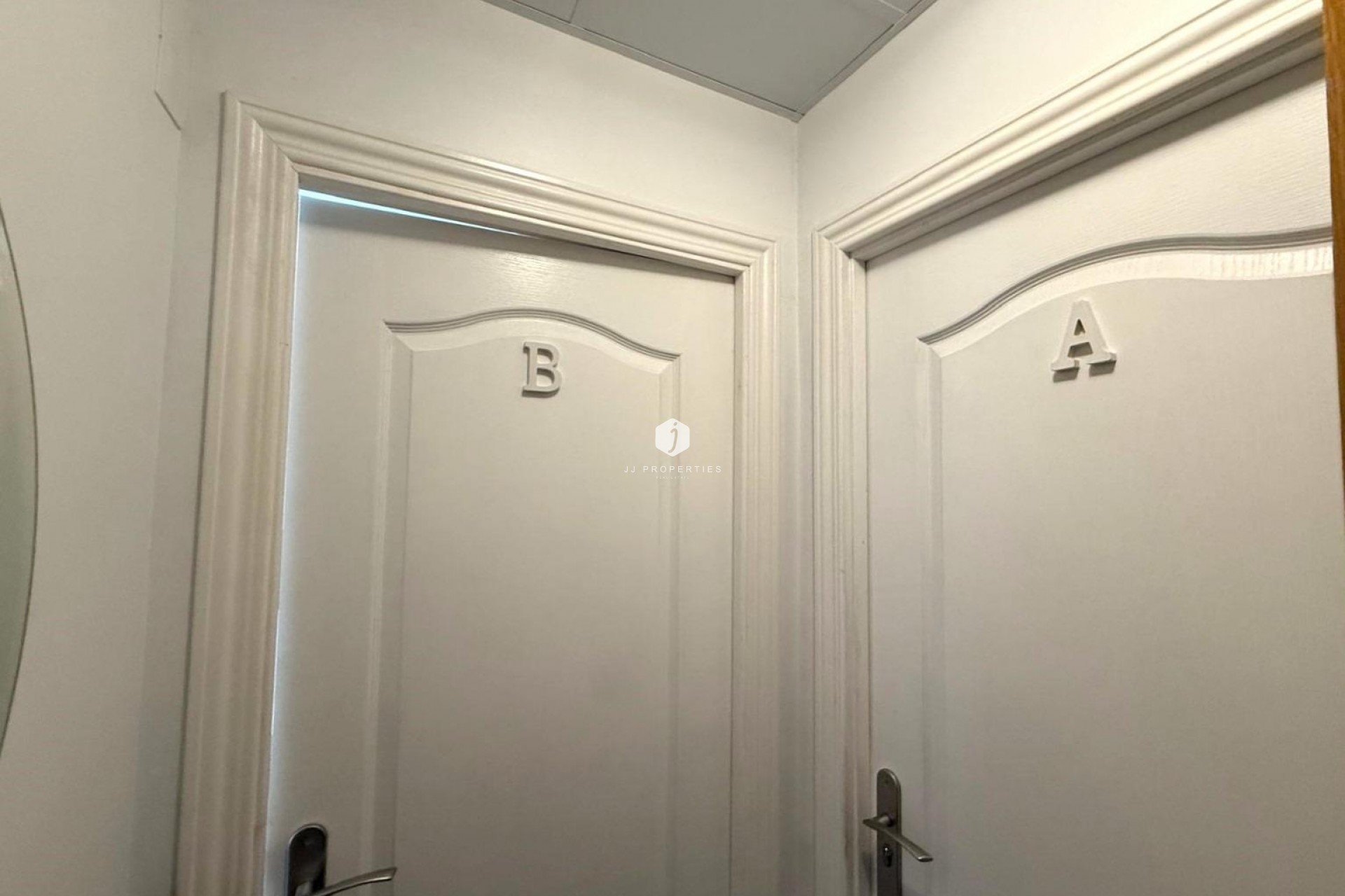 Z drugiej ręki - Mieszkanie w bloku -
Torrevieja - Playa del Cura