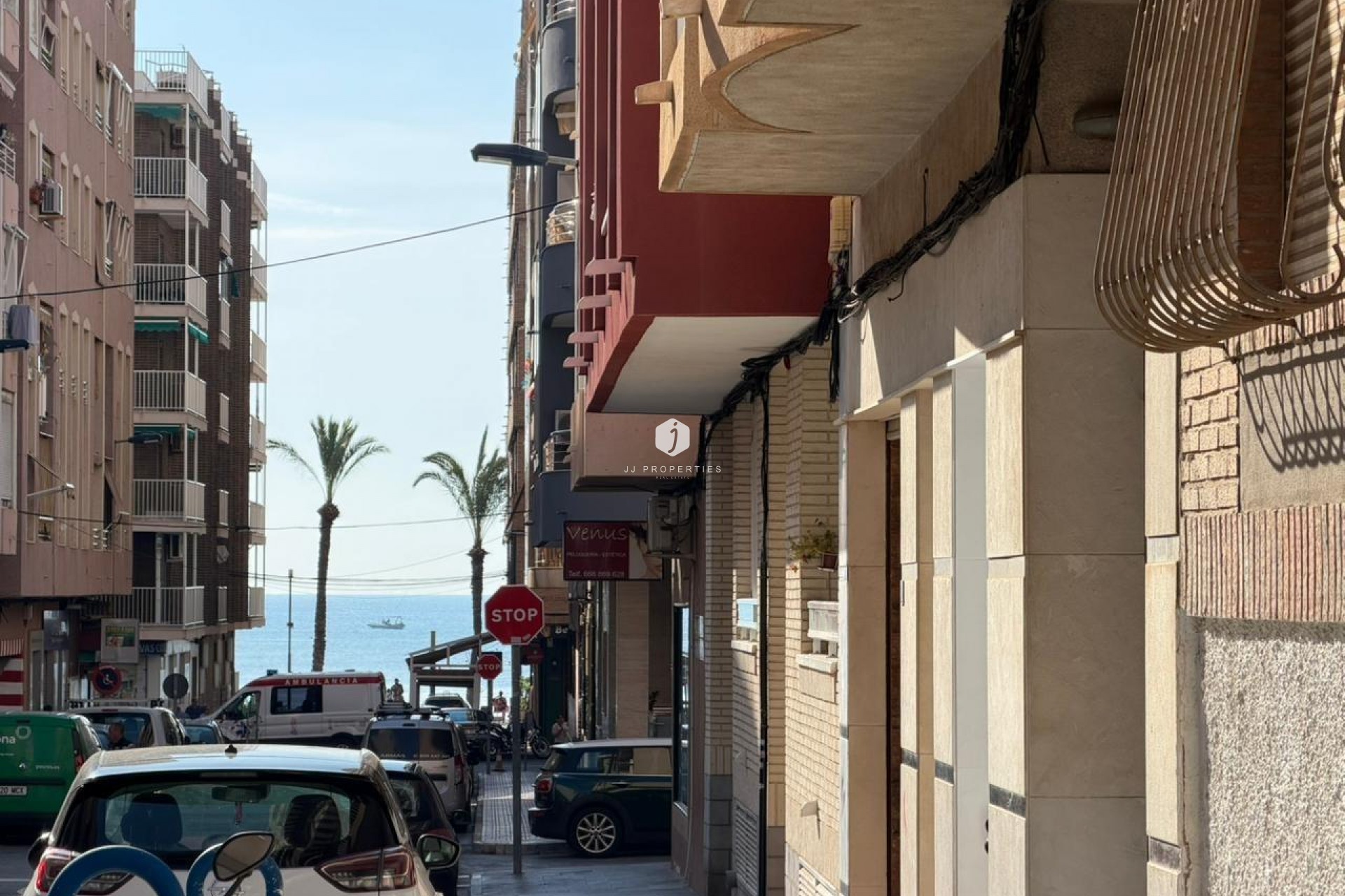 Z drugiej ręki - Mieszkanie w bloku -
Torrevieja - Playa del Cura