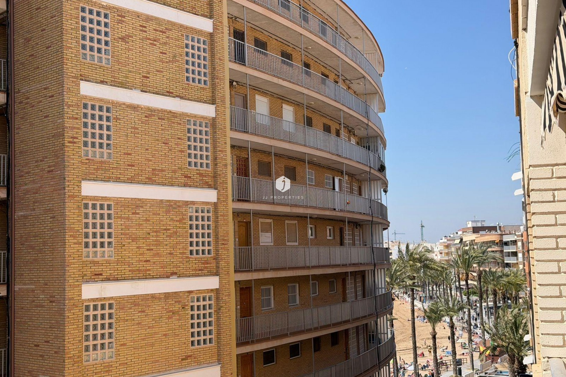 Z drugiej ręki - Mieszkanie w bloku -
Torrevieja - Playa del Cura