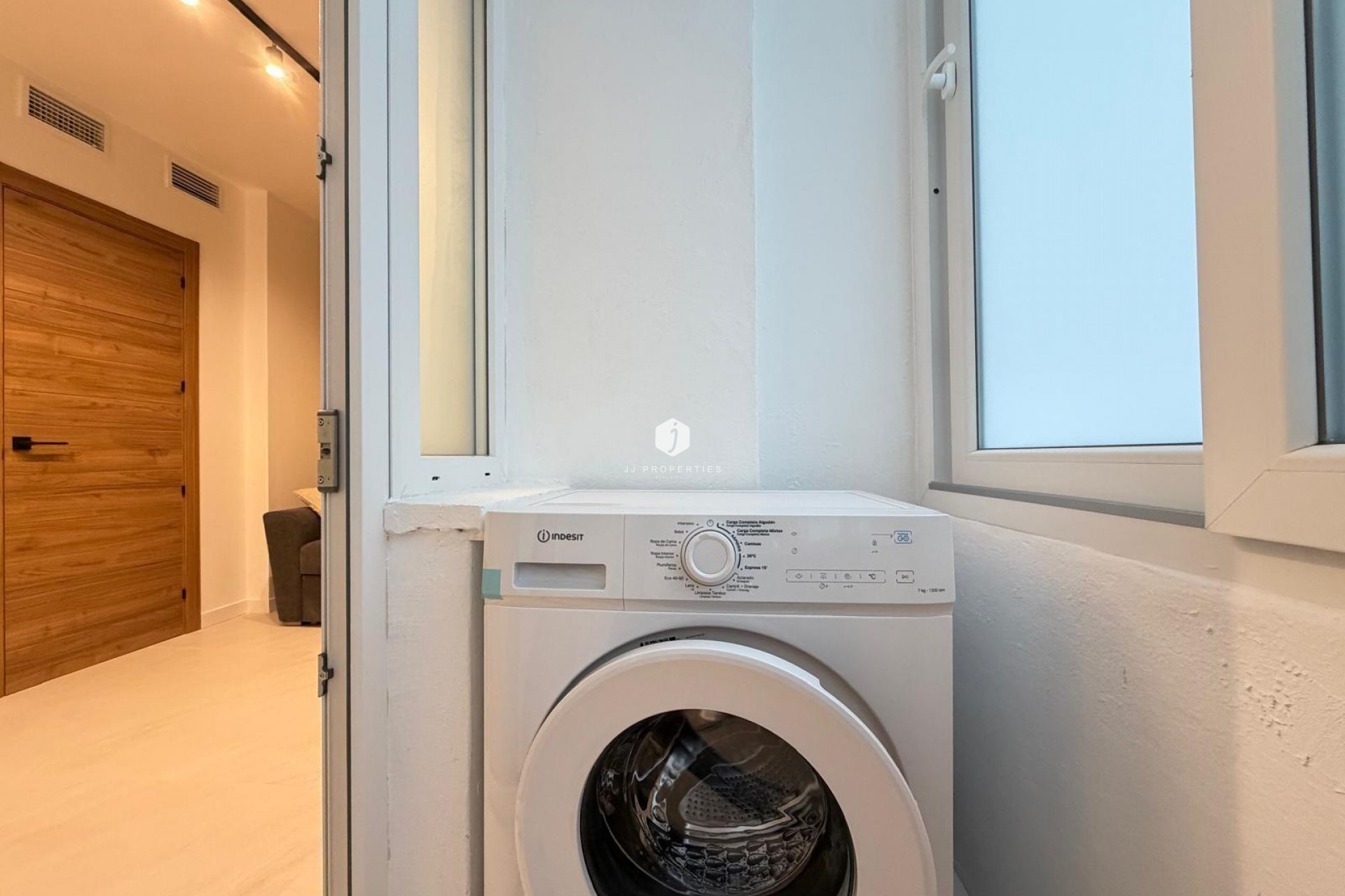 Z drugiej ręki - Mieszkanie w bloku -
Torrevieja - Playa del Cura