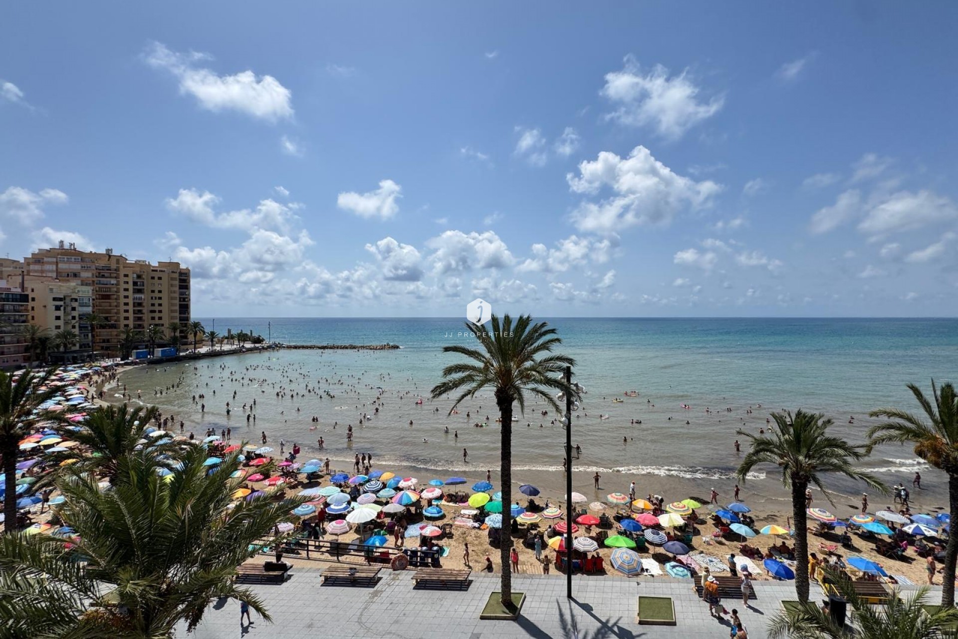 Z drugiej ręki - Mieszkanie w bloku -
Torrevieja - Playa del Cura