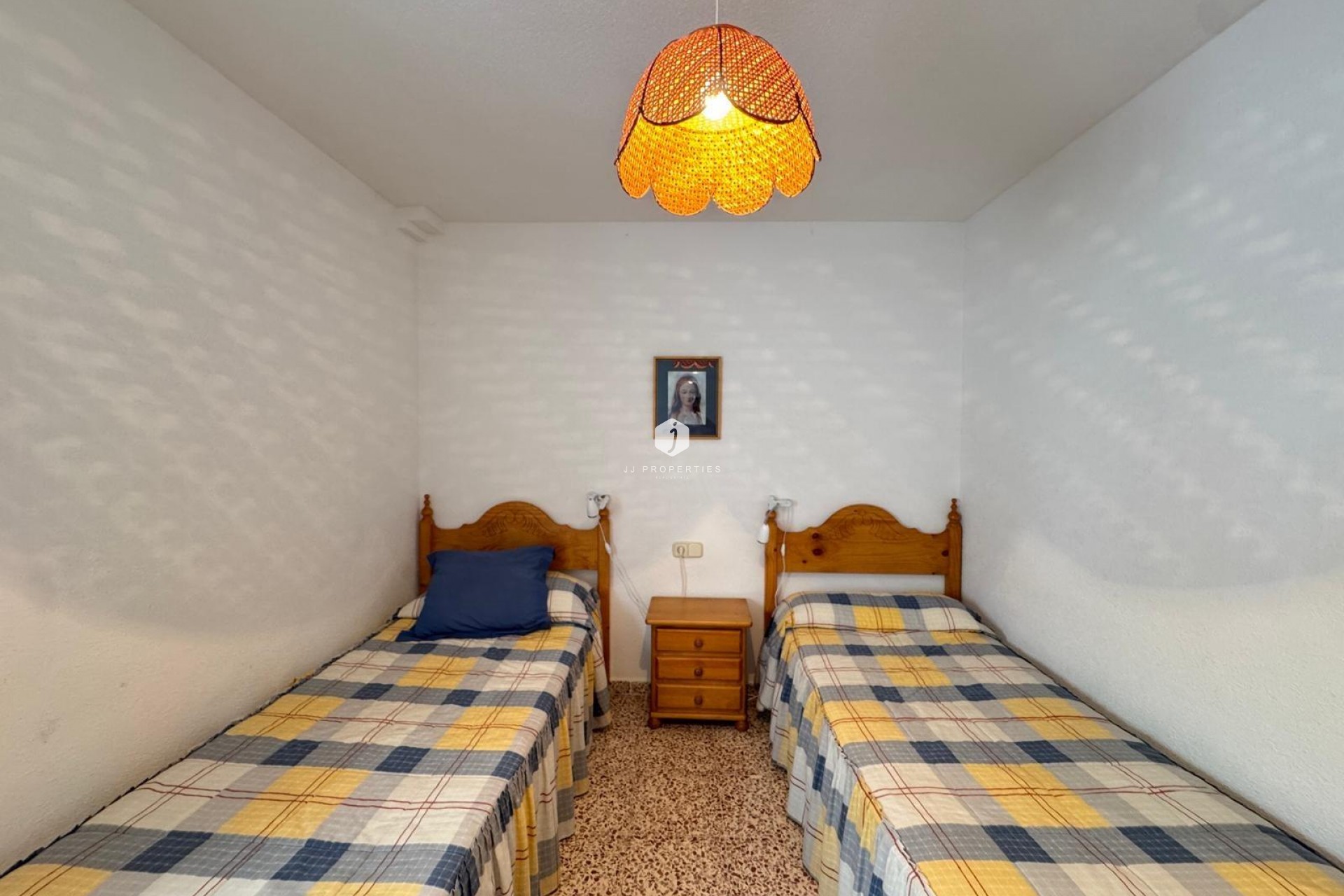 Z drugiej ręki - Mieszkanie w bloku -
Torrevieja - Playa del Cura