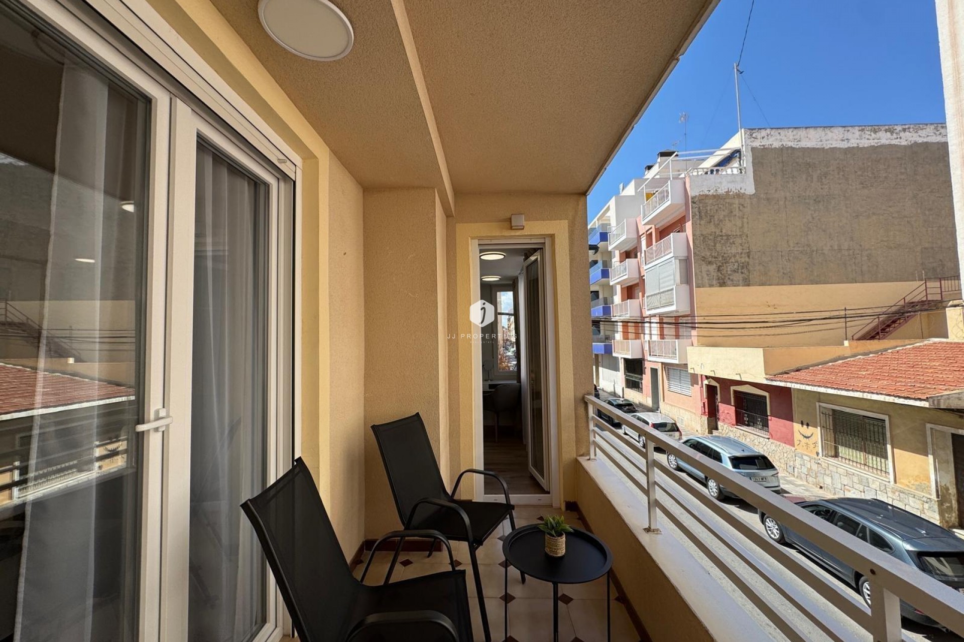 Z drugiej ręki - Mieszkanie w bloku -
Torrevieja - Playa del Cura