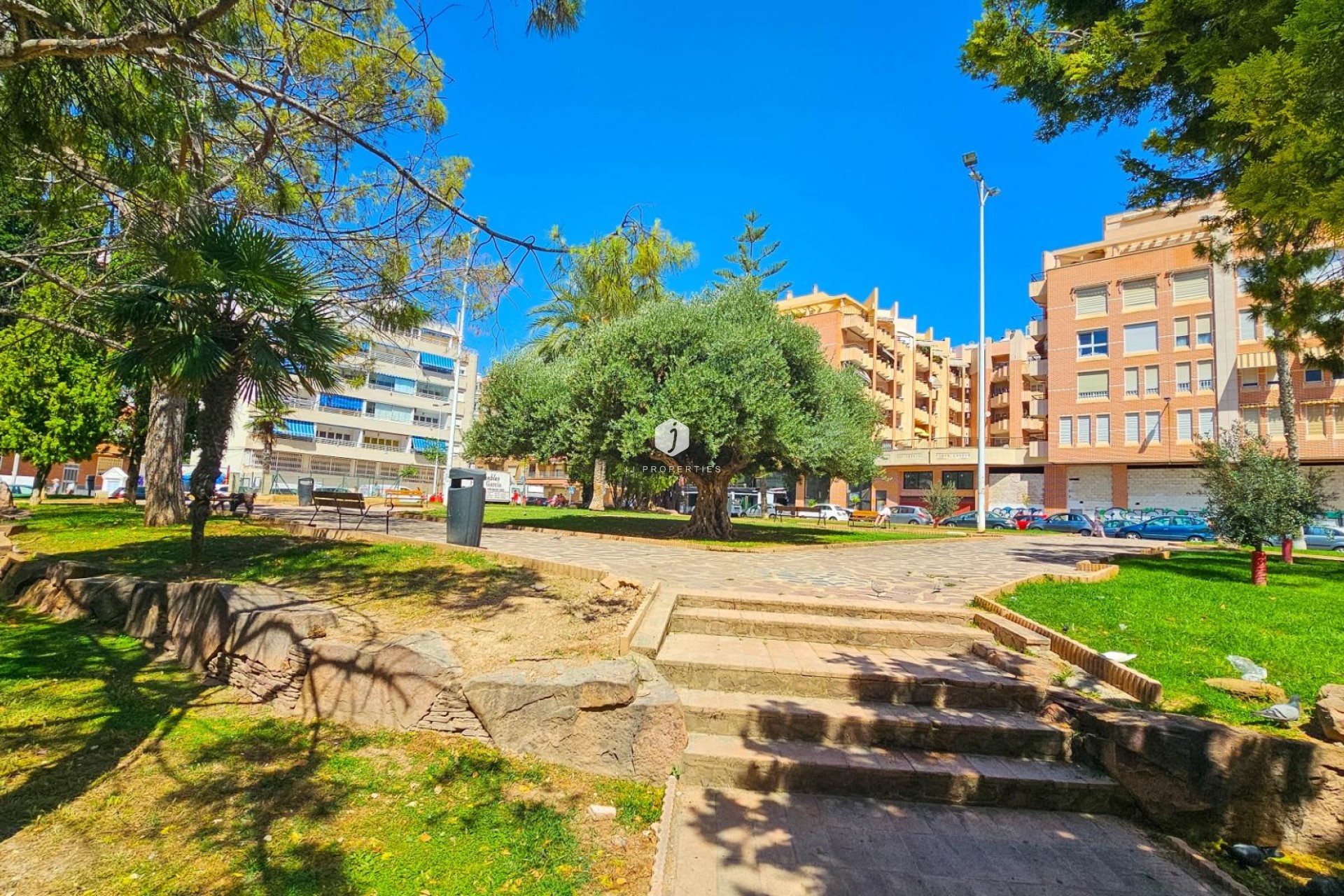 Z drugiej ręki - Mieszkanie w bloku -
Torrevieja - Playa del Cura