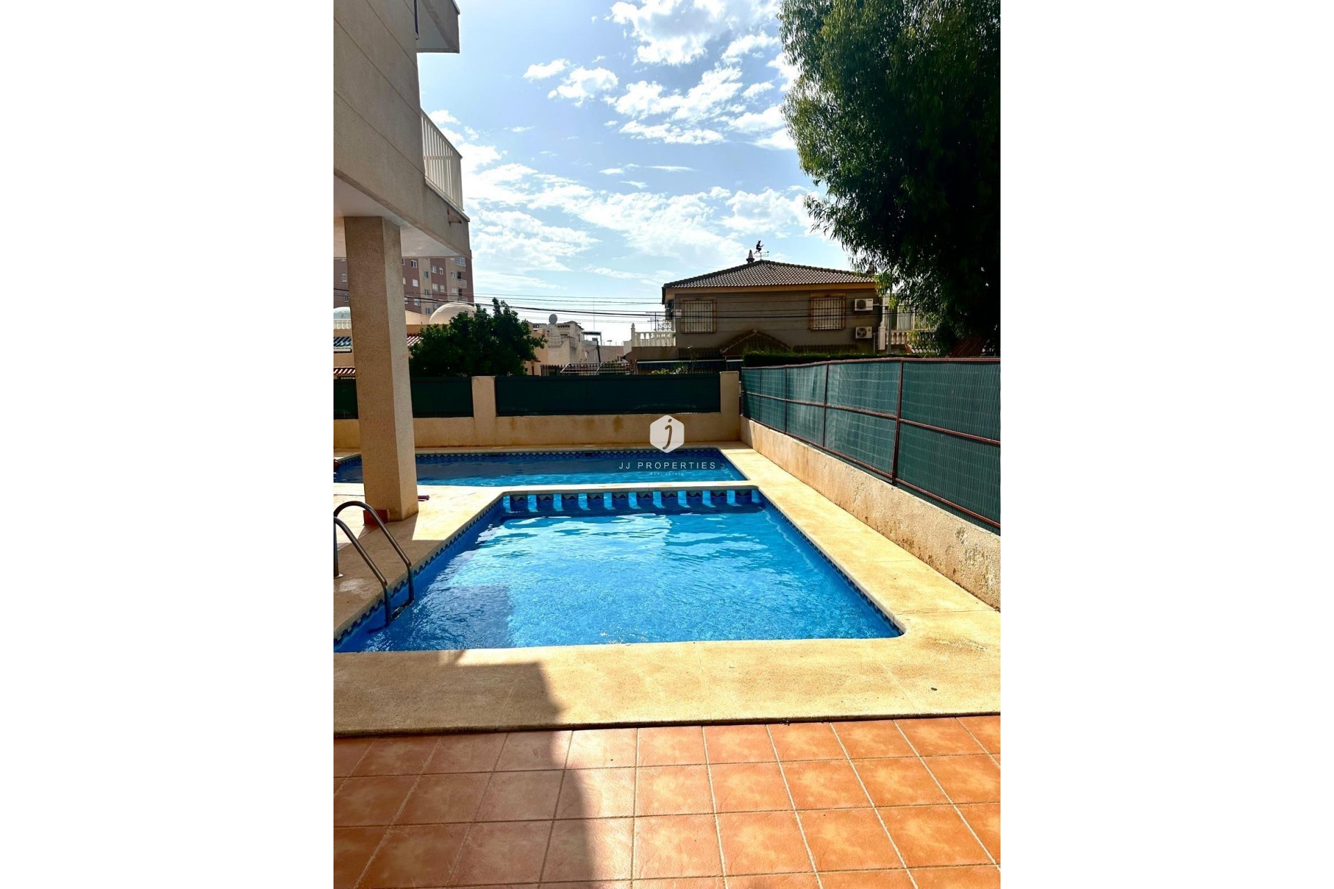 Z drugiej ręki - Mieszkanie w bloku -
Torrevieja - Playa del Cura