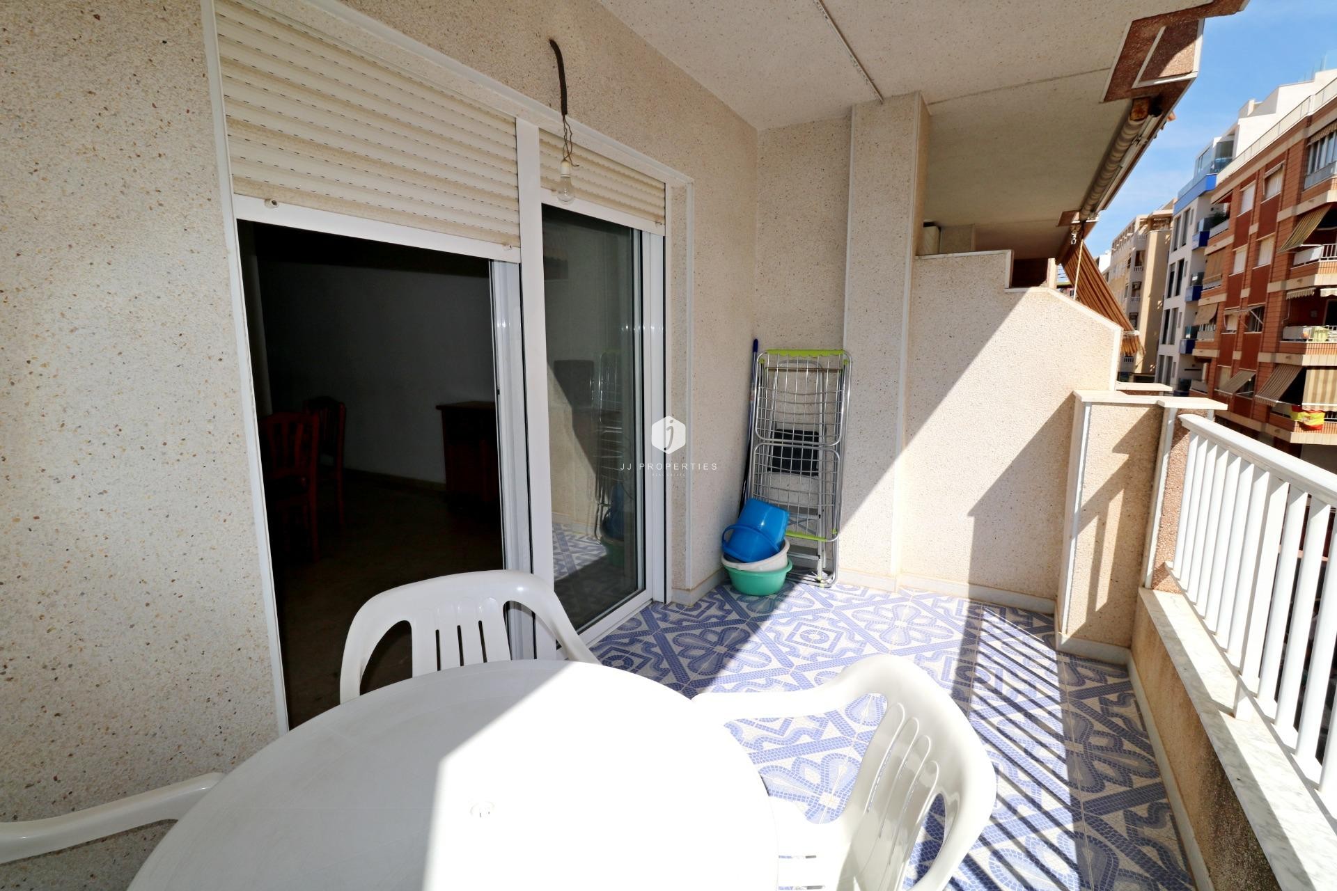 Z drugiej ręki - Mieszkanie w bloku -
Torrevieja - Playa del Cura