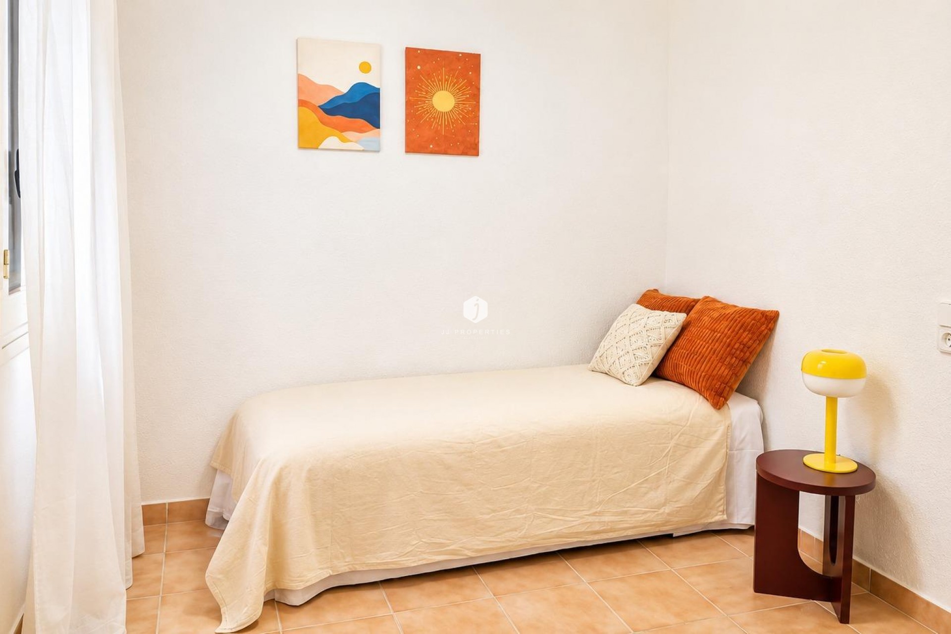 Z drugiej ręki - Mieszkanie w bloku -
Torrevieja - Playa del Cura