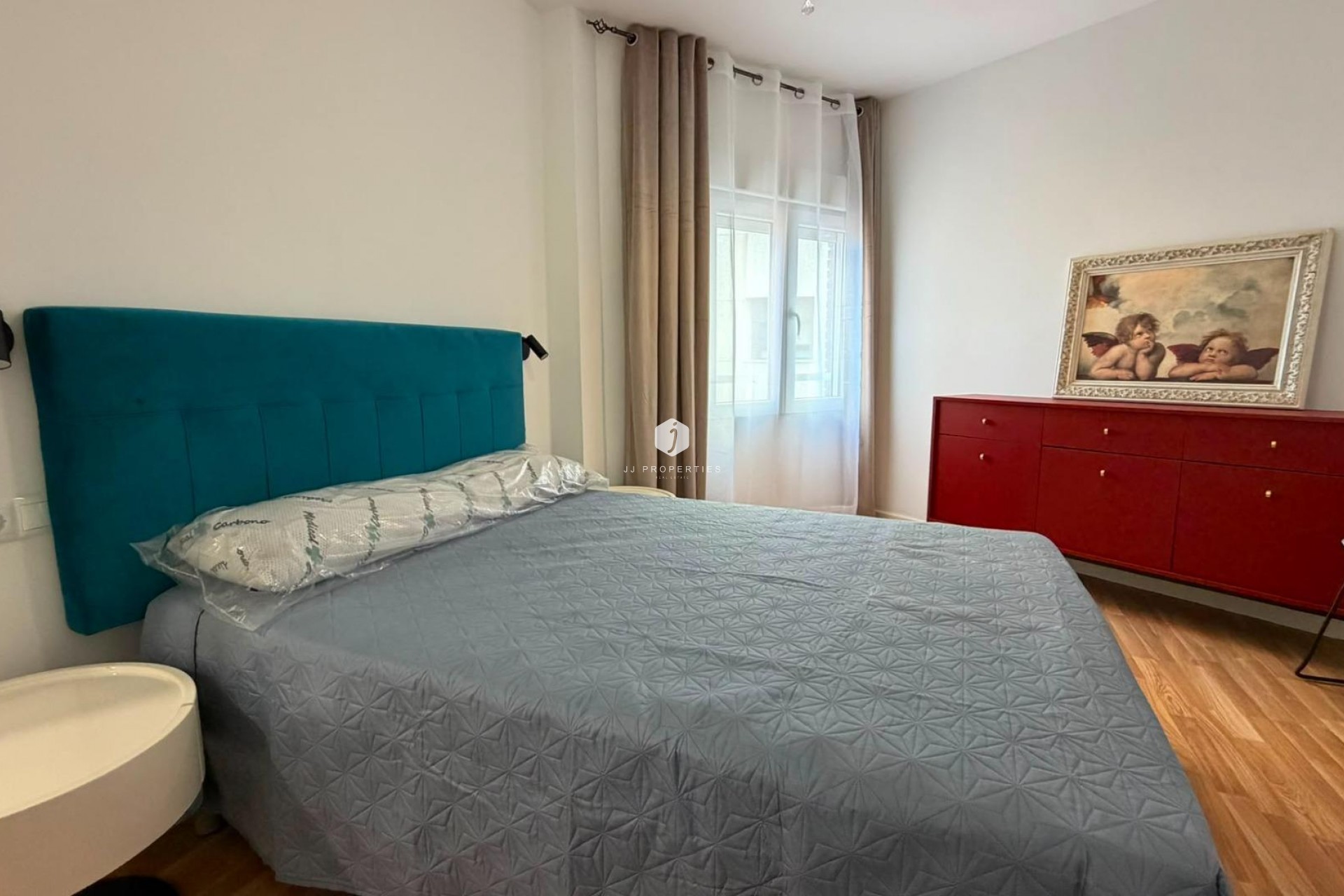 Z drugiej ręki - Mieszkanie w bloku -
Torrevieja - Playa del Cura