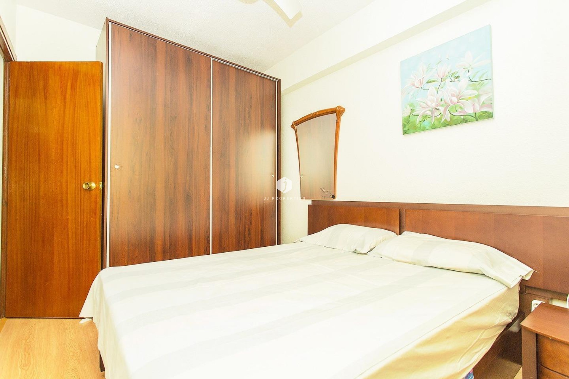 Z drugiej ręki - Mieszkanie w bloku -
Torrevieja - Playa del Cura