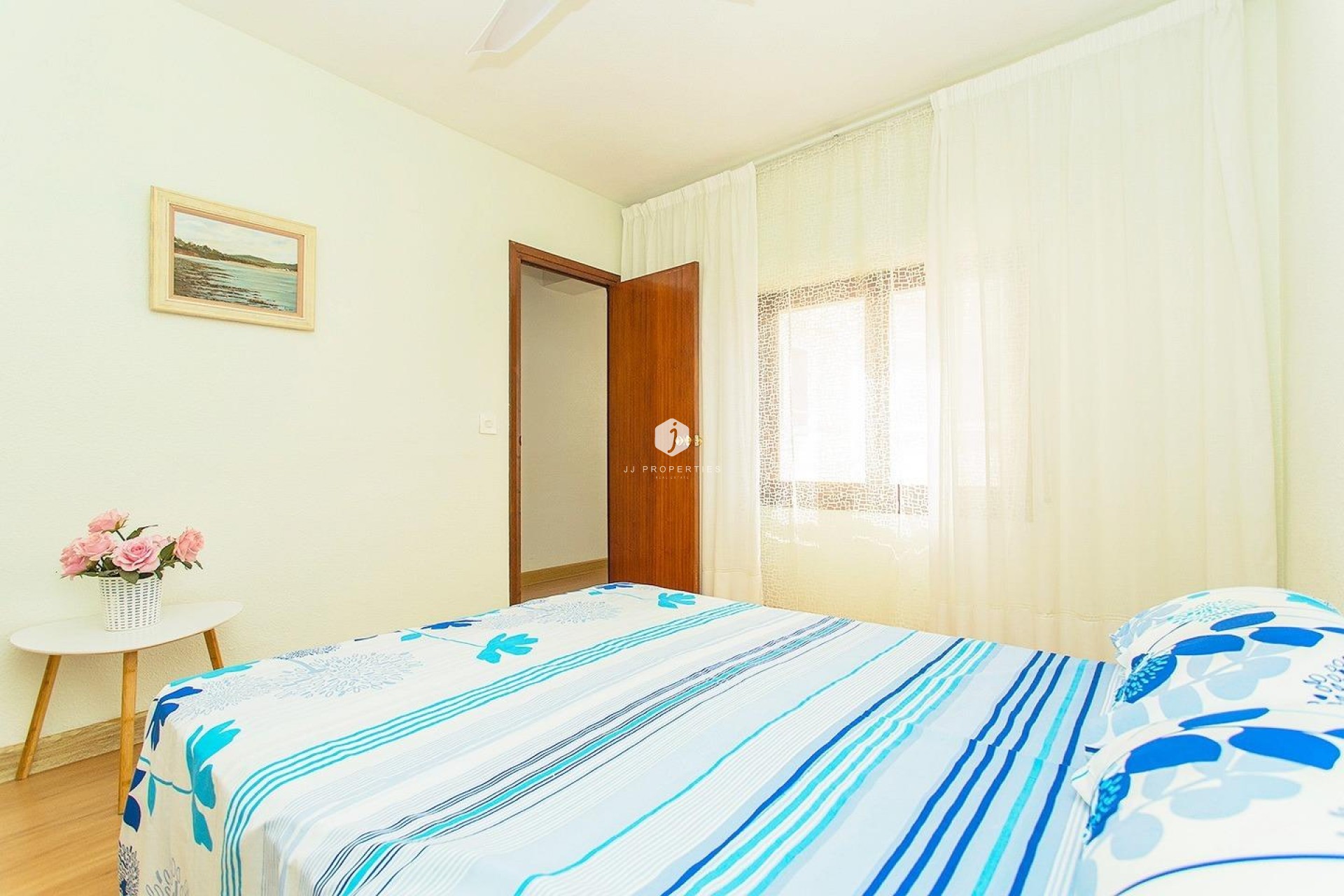 Z drugiej ręki - Mieszkanie w bloku -
Torrevieja - Playa del Cura