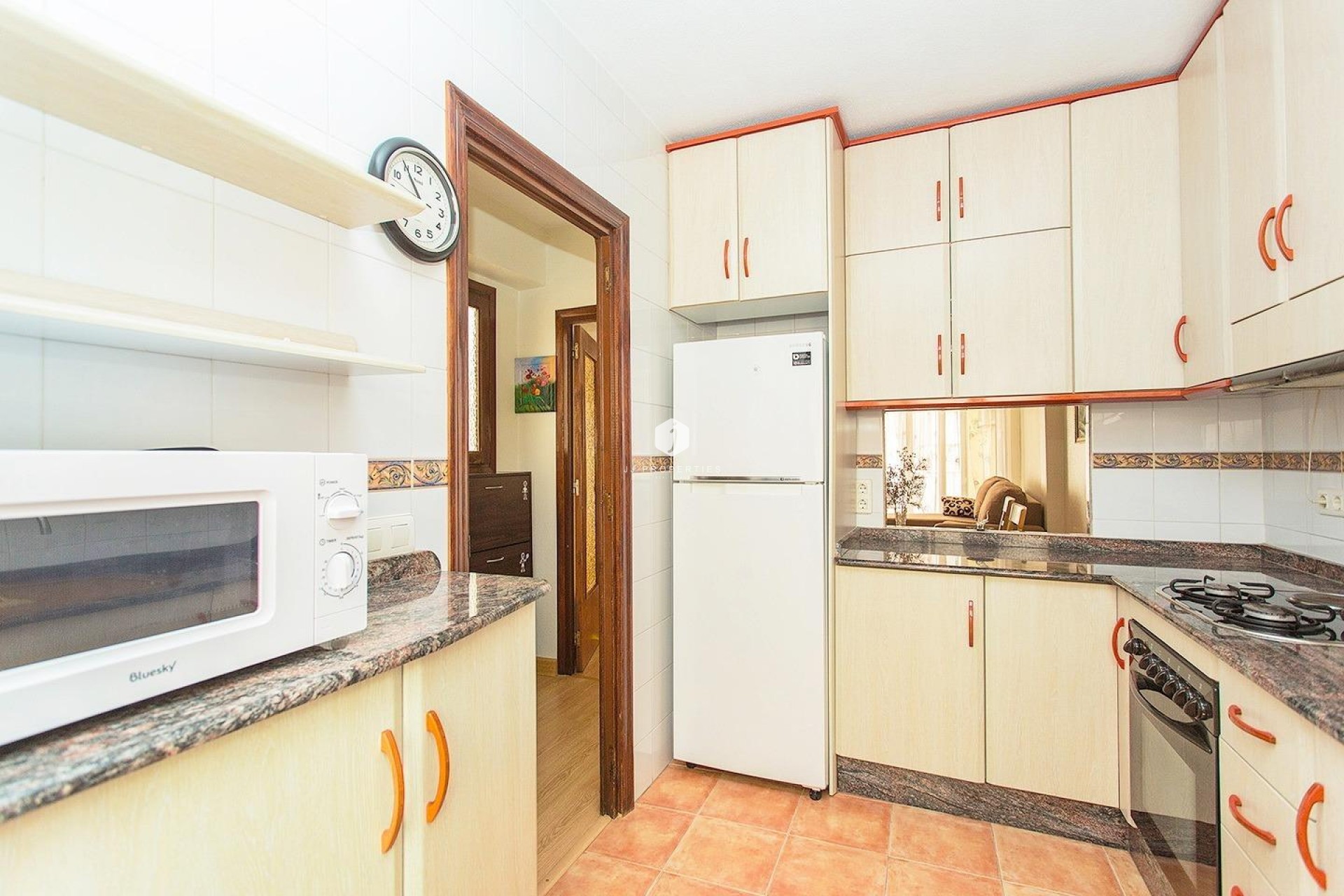 Z drugiej ręki - Mieszkanie w bloku -
Torrevieja - Playa del Cura