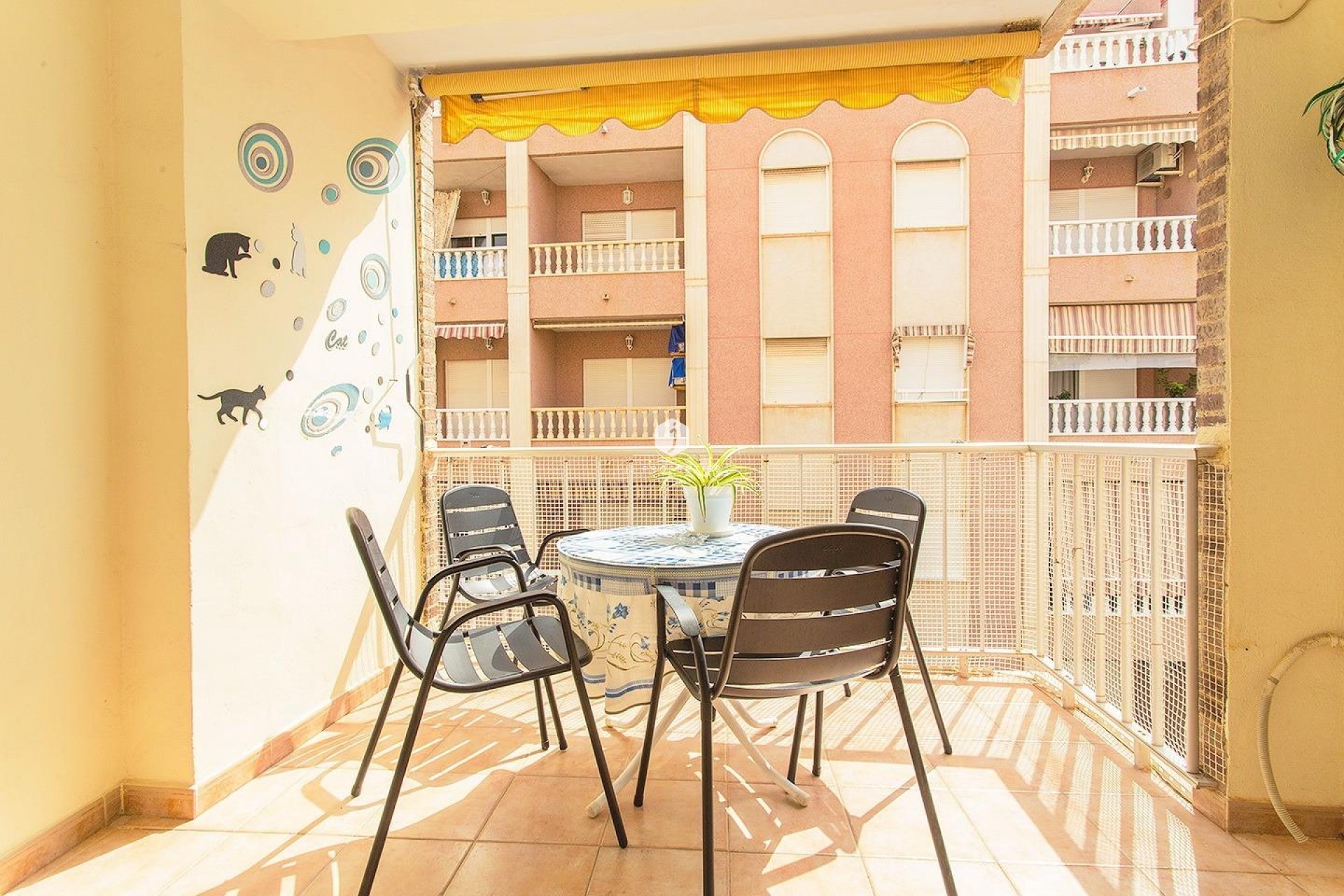 Z drugiej ręki - Mieszkanie w bloku -
Torrevieja - Playa del Cura