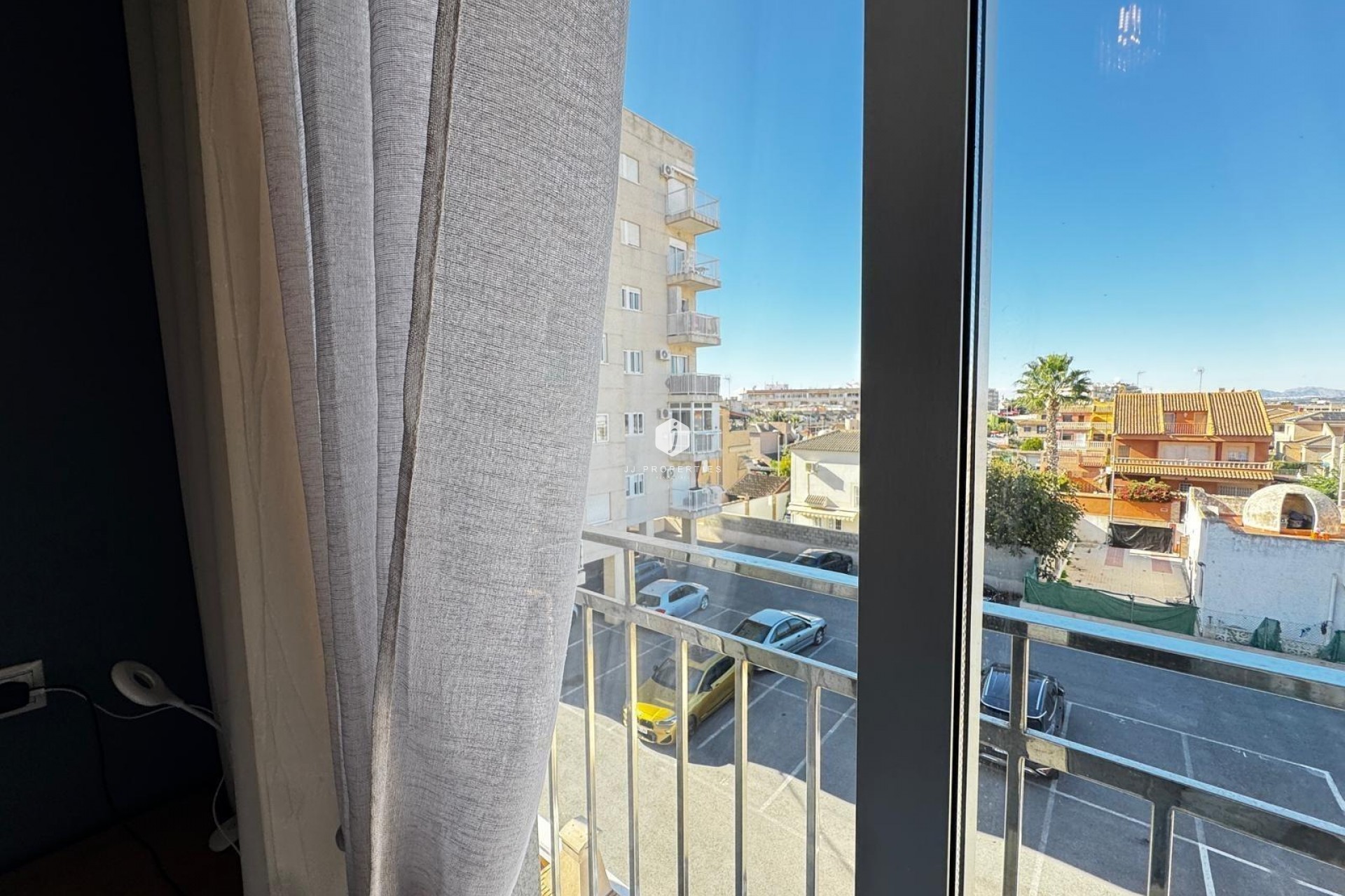 Z drugiej ręki - Mieszkanie w bloku -
Torrevieja - Playa del Cura