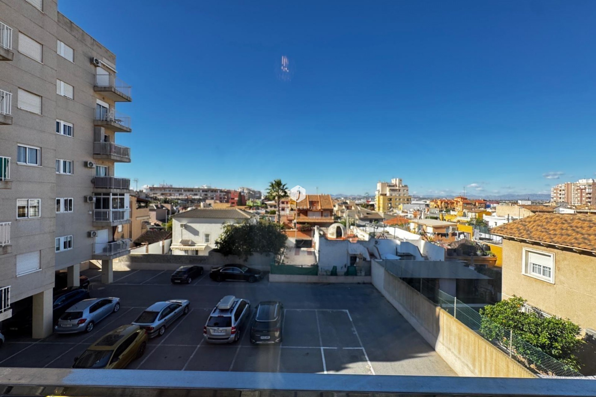 Z drugiej ręki - Mieszkanie w bloku -
Torrevieja - Playa del Cura