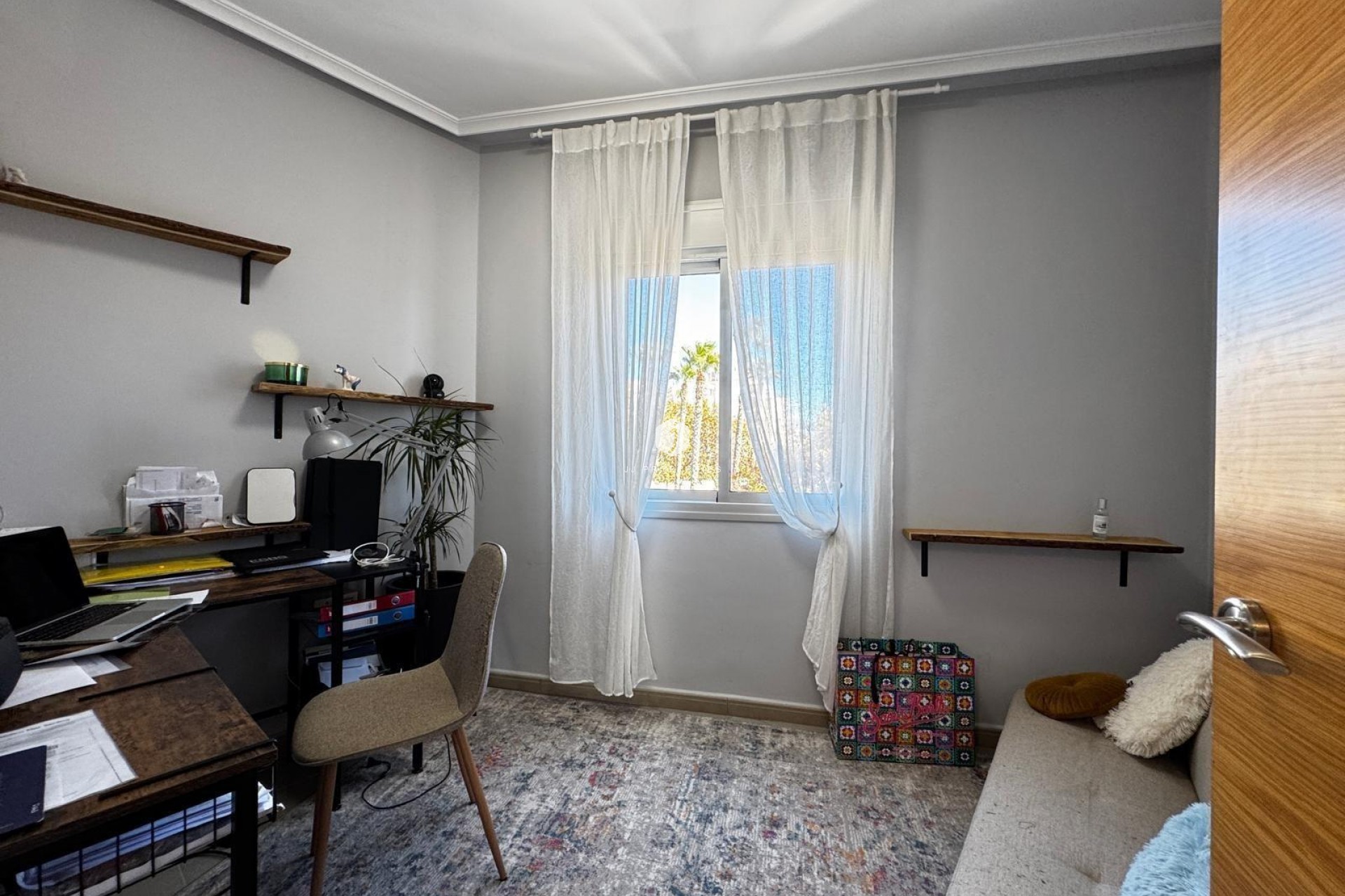 Z drugiej ręki - Mieszkanie w bloku -
Torrevieja - Playa del Cura