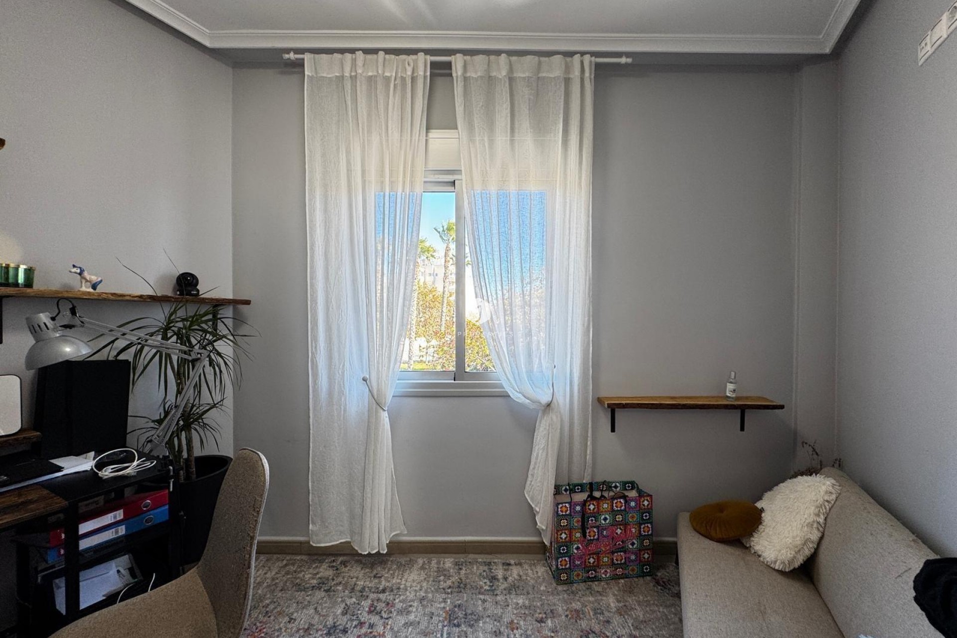 Z drugiej ręki - Mieszkanie w bloku -
Torrevieja - Playa del Cura