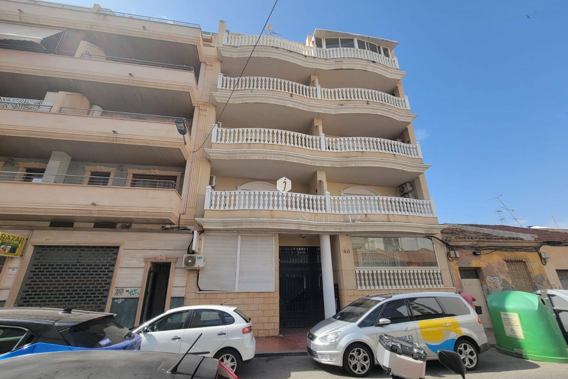 Z drugiej ręki - Mieszkanie w bloku -
Torrevieja - Playa del Cura