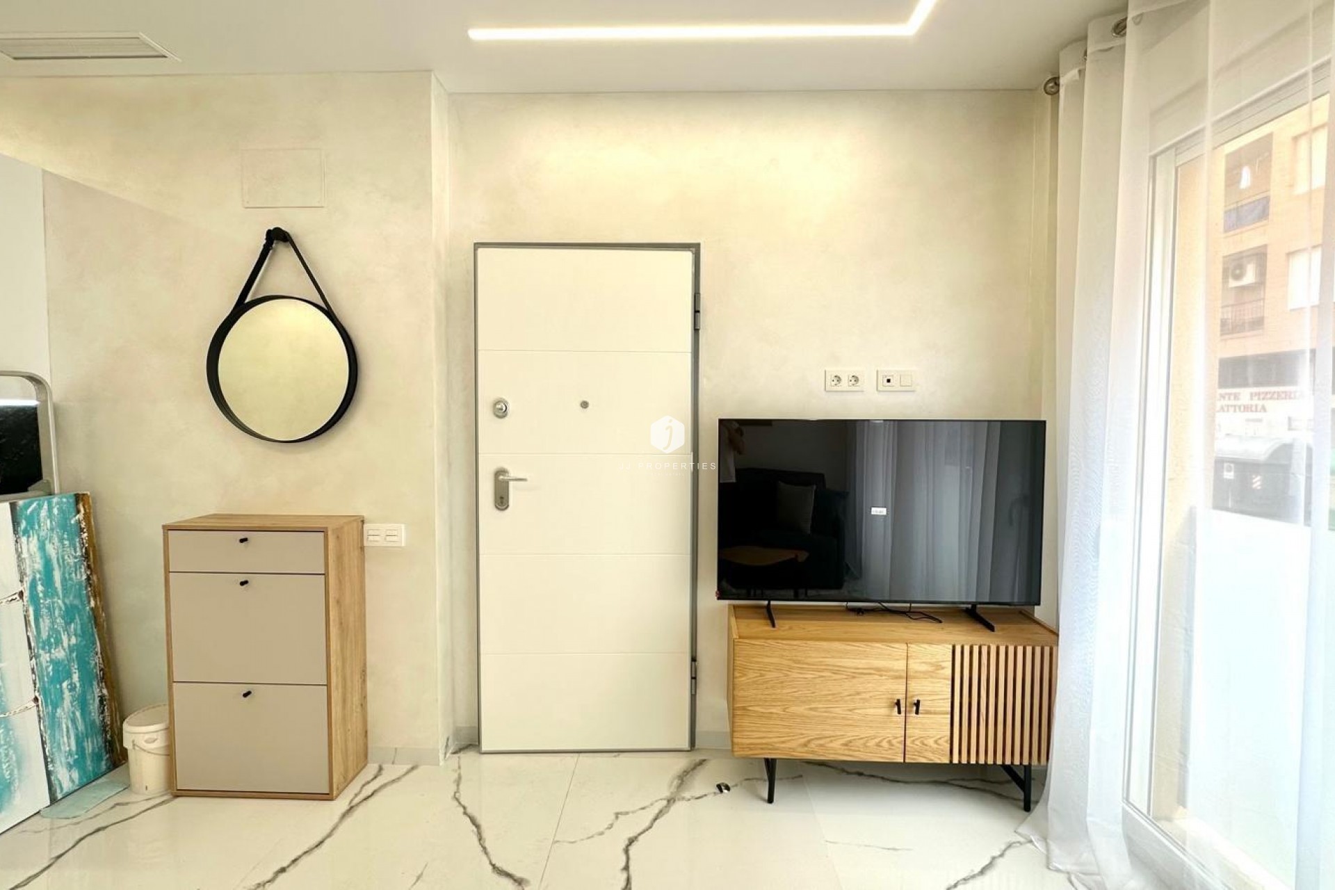 Z drugiej ręki - Mieszkanie w bloku -
Torrevieja - Playa del Cura