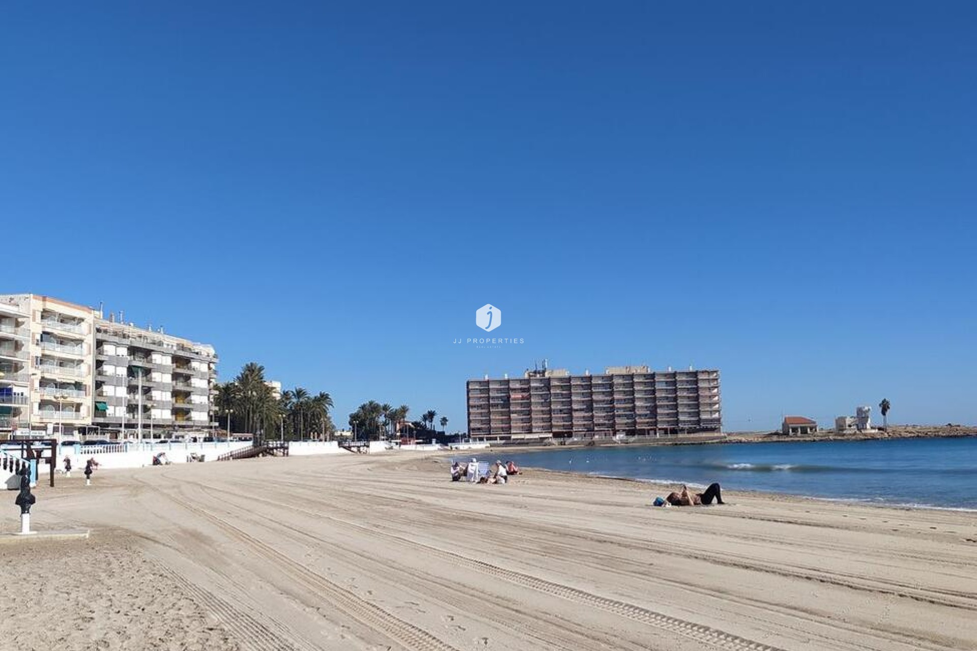 Z drugiej ręki - Mieszkanie w bloku -
Torrevieja - PLAYA LOS LOCOS