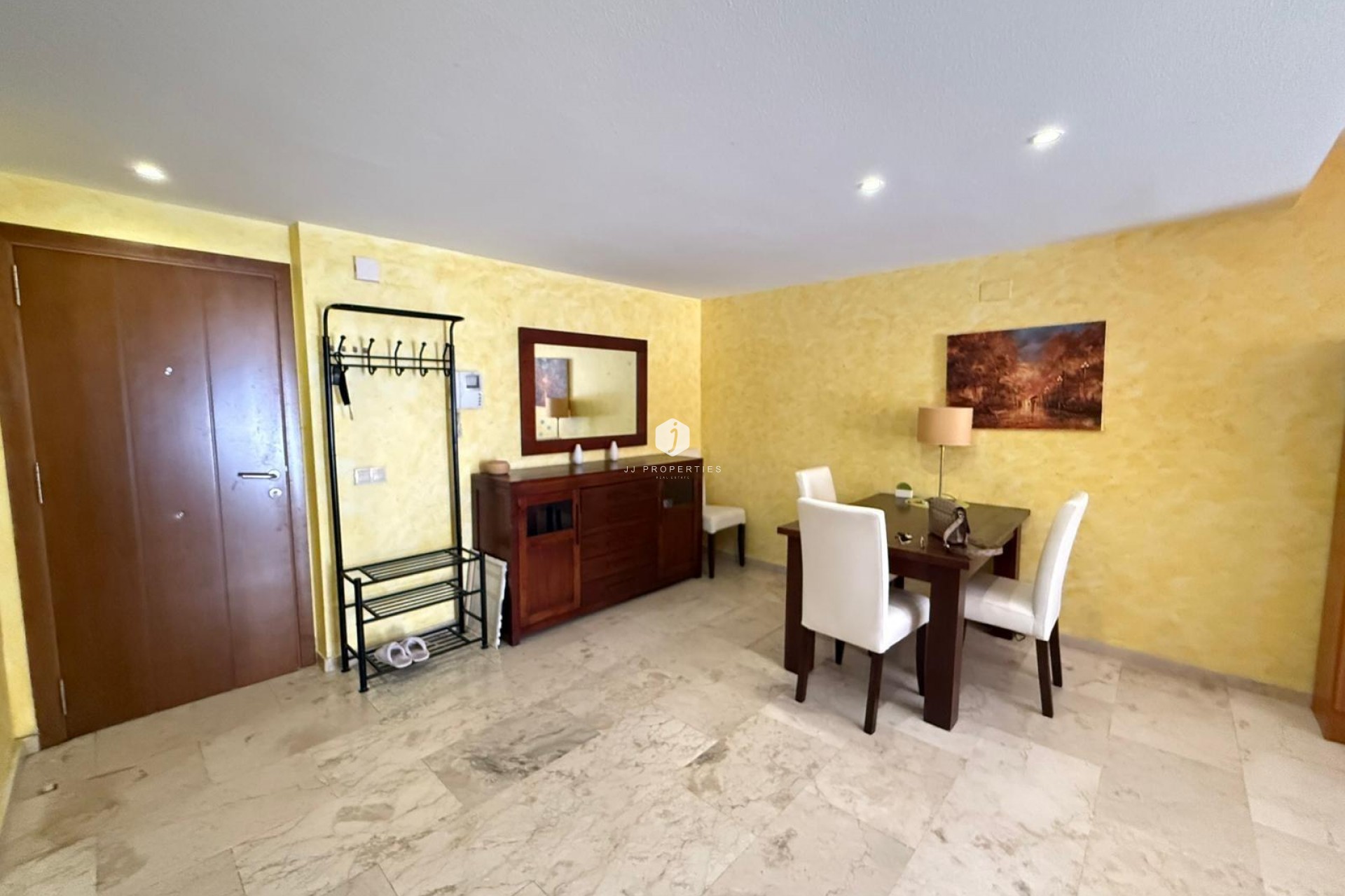 Z drugiej ręki - Mieszkanie w bloku -
Torrevieja - Punta prima