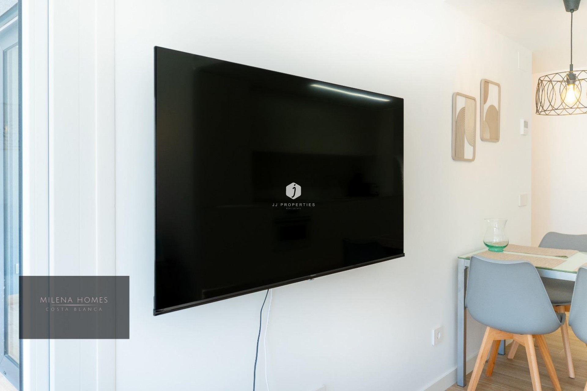 Z drugiej ręki - Mieszkanie w bloku -
Torrevieja - Punta prima