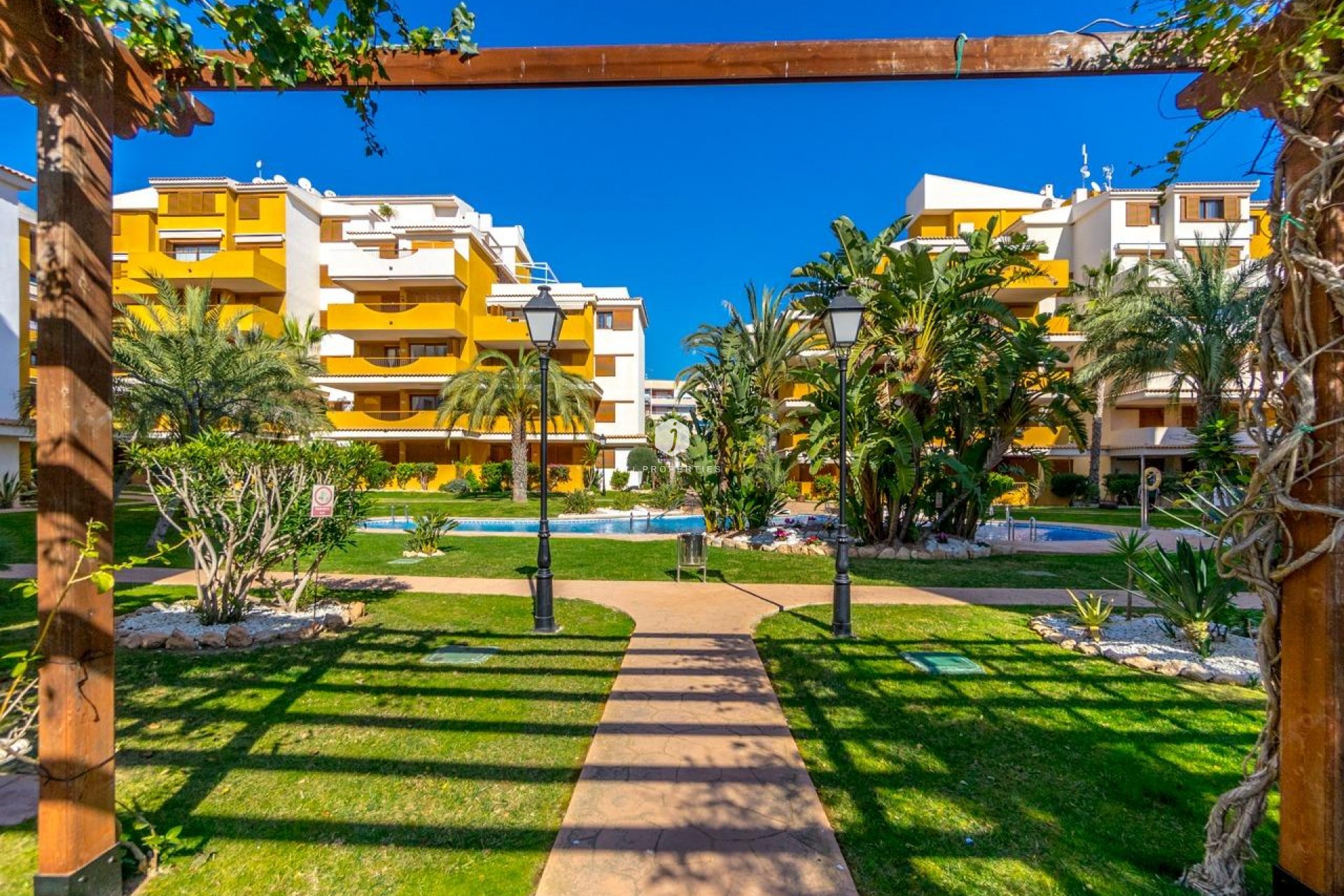 Z drugiej ręki - Mieszkanie w bloku -
Torrevieja - Punta prima