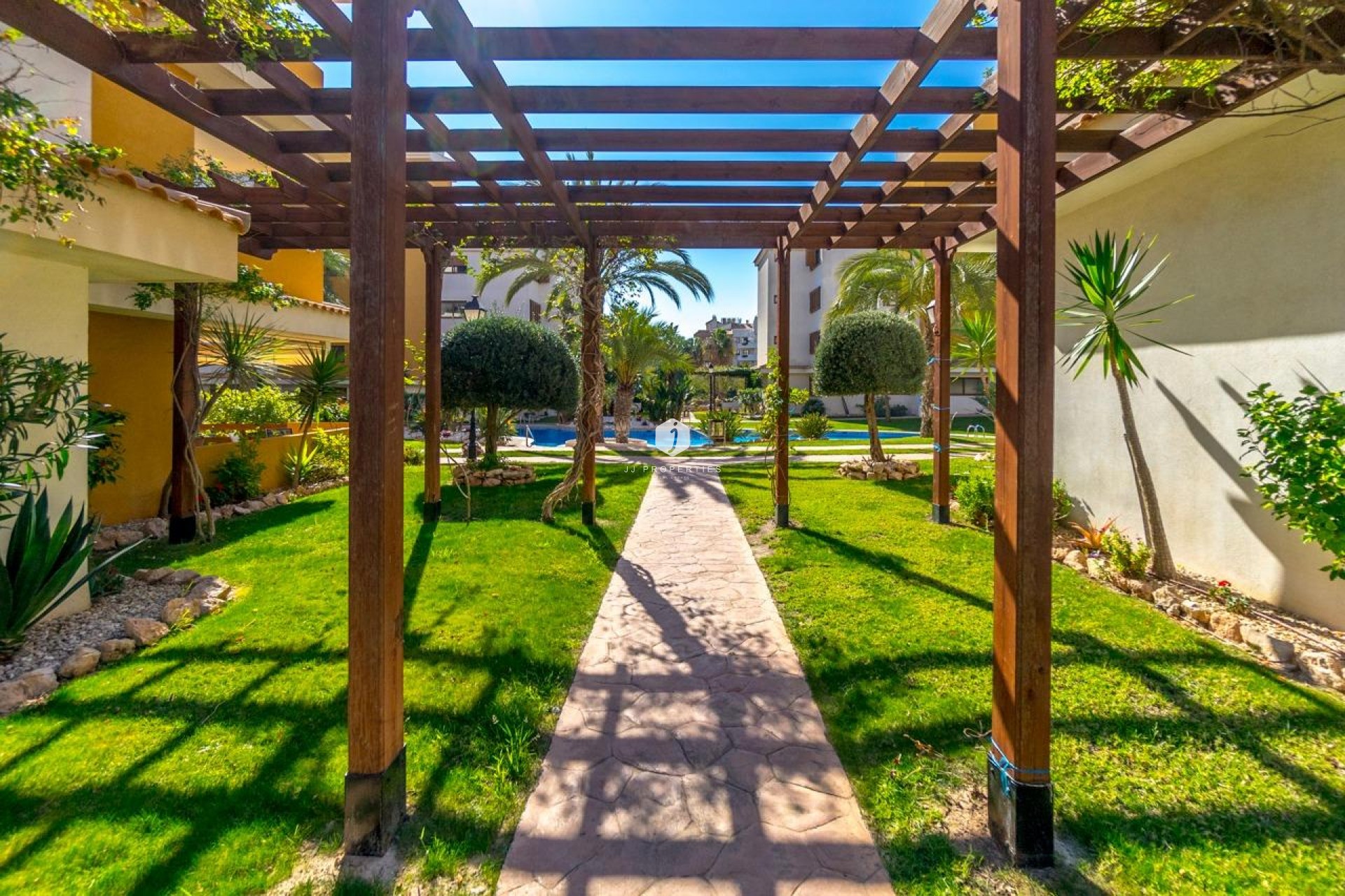 Z drugiej ręki - Mieszkanie w bloku -
Torrevieja - Punta prima